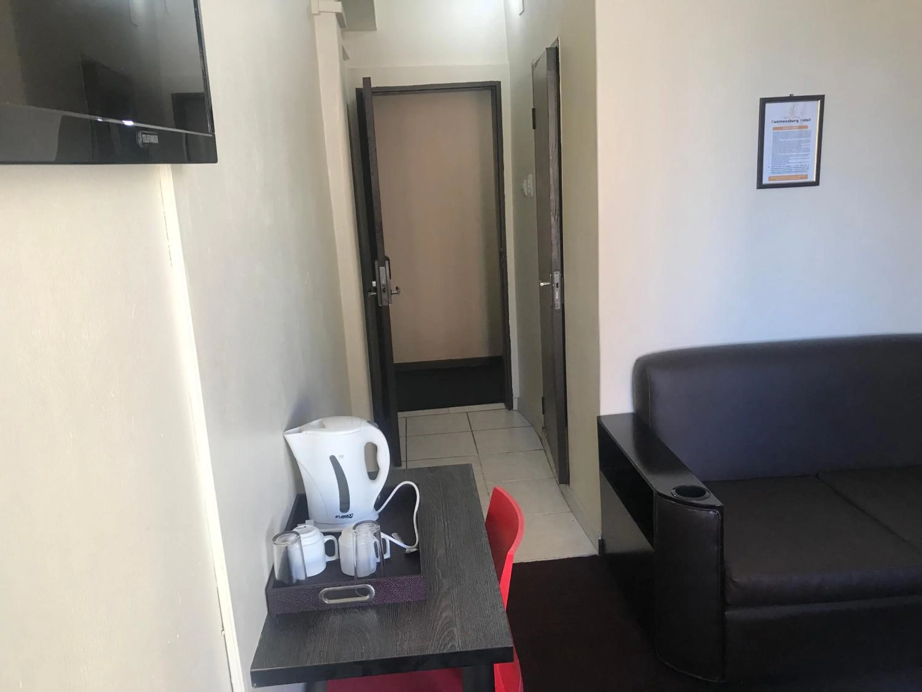 Photo of the whole room in Businessburg Hotel