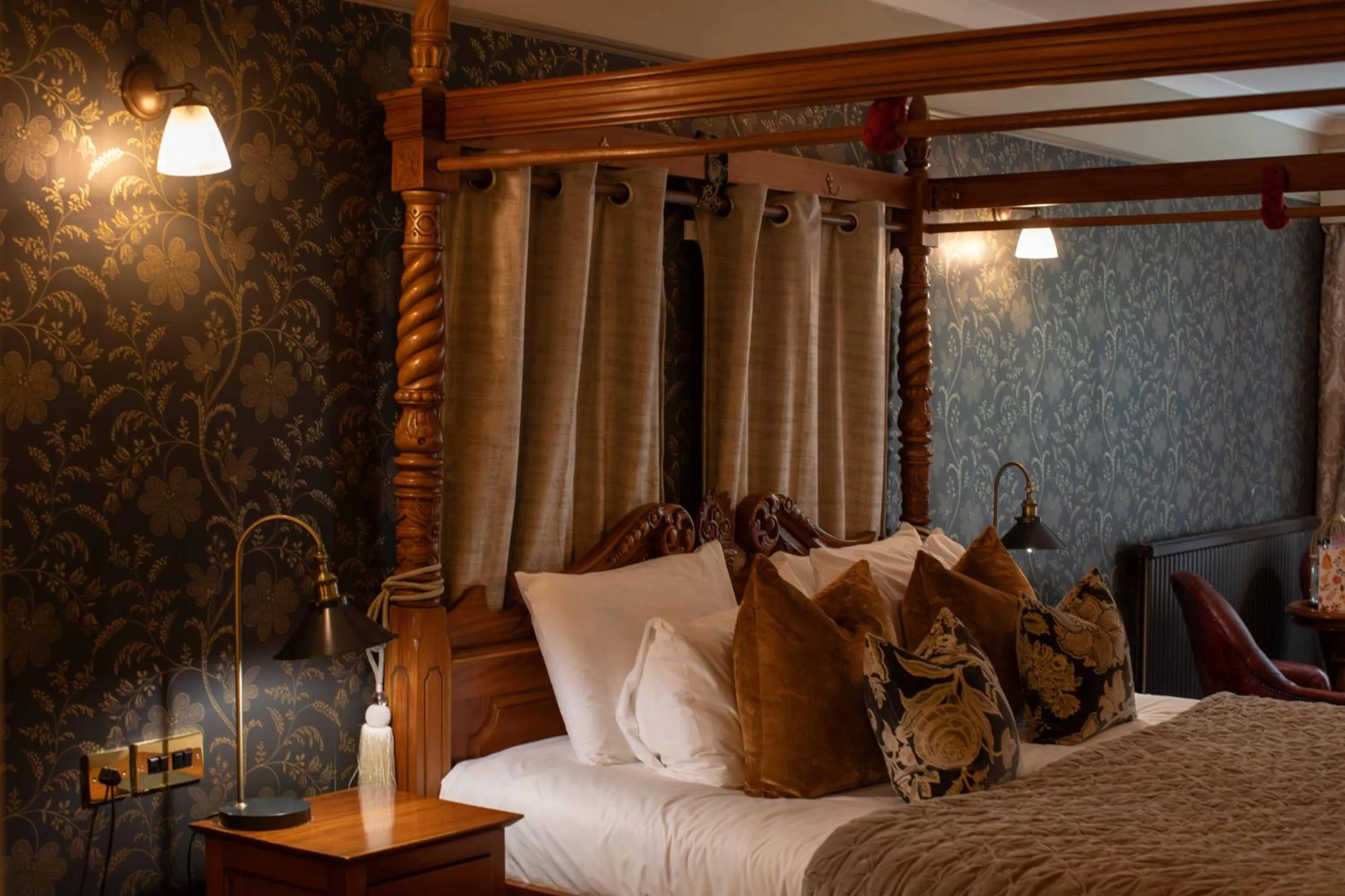 Bedroom, Bed in Penventon Park Hotel