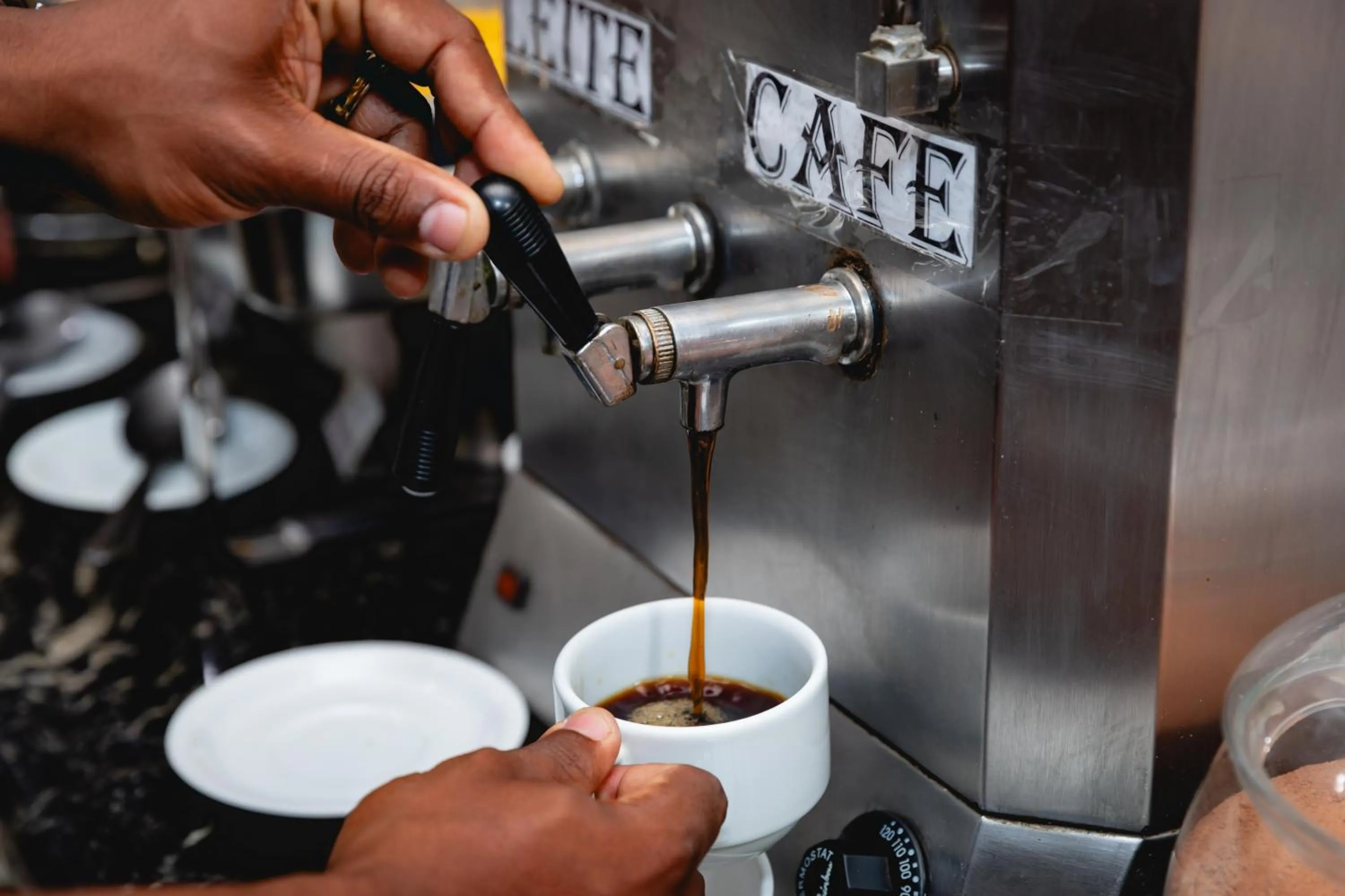 Coffee/tea facilities in Arraial do Sol Beach Hotel