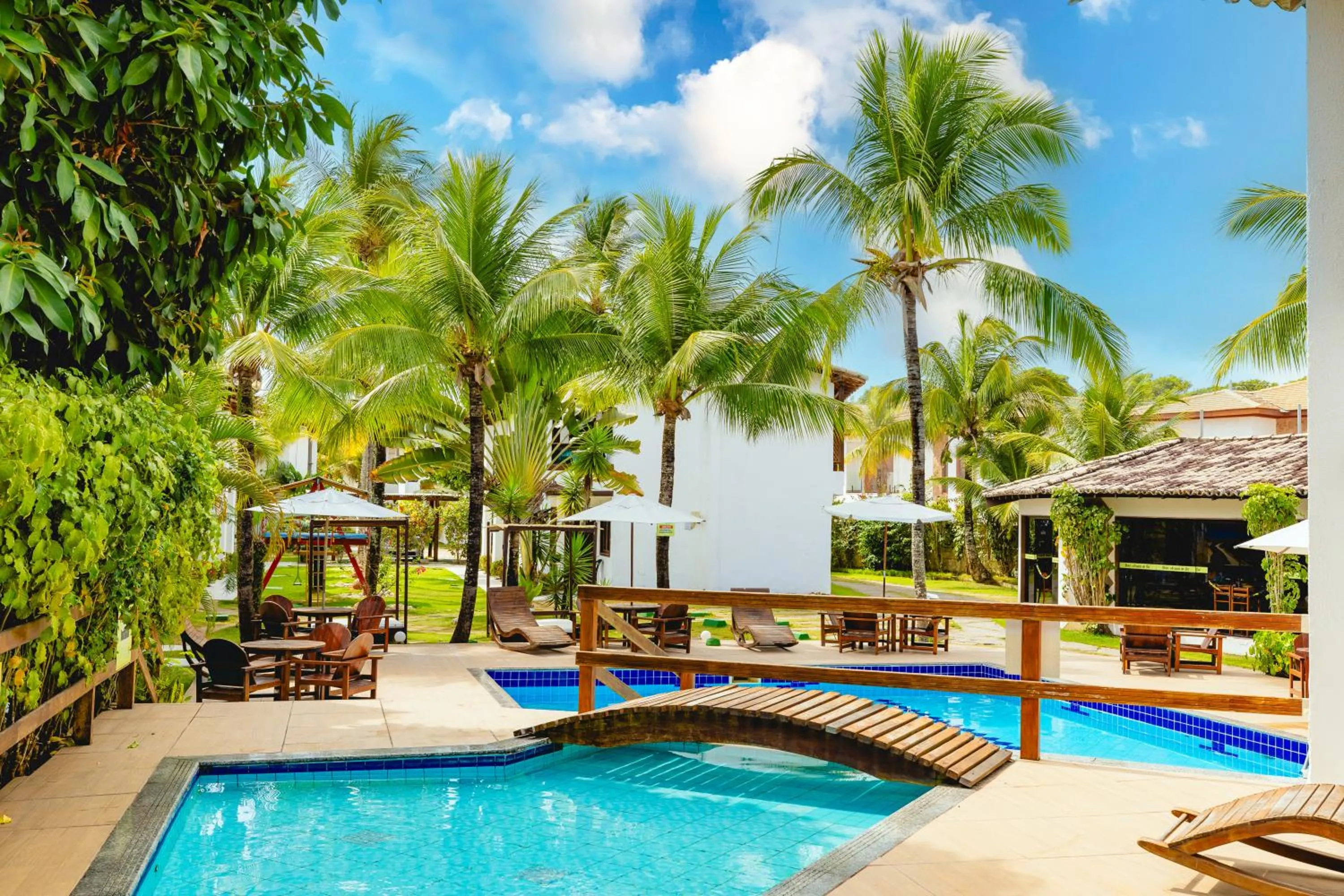 Swimming pool in Arraial do Sol Beach Hotel