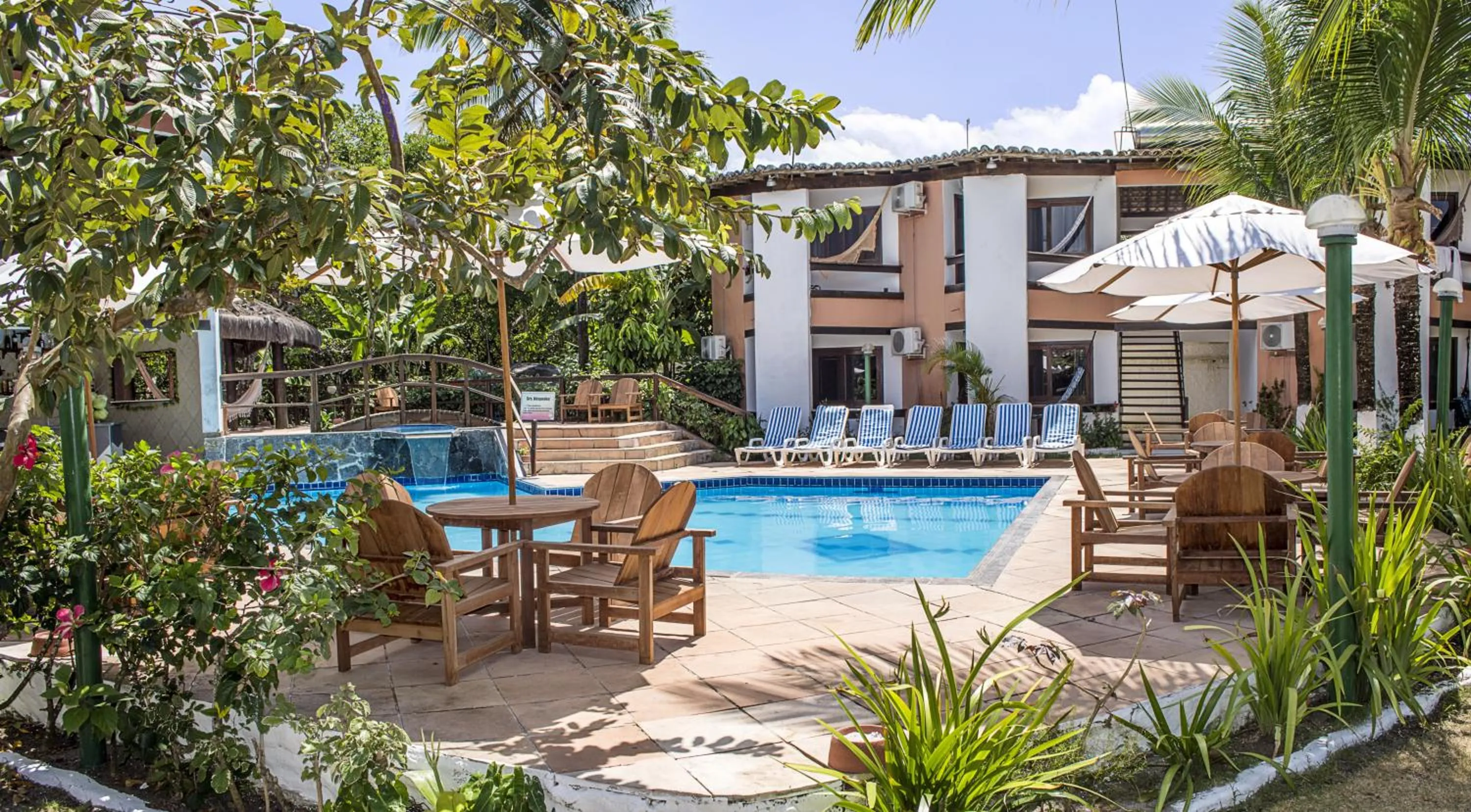 Swimming pool in Arraial do Sol Beach Hotel