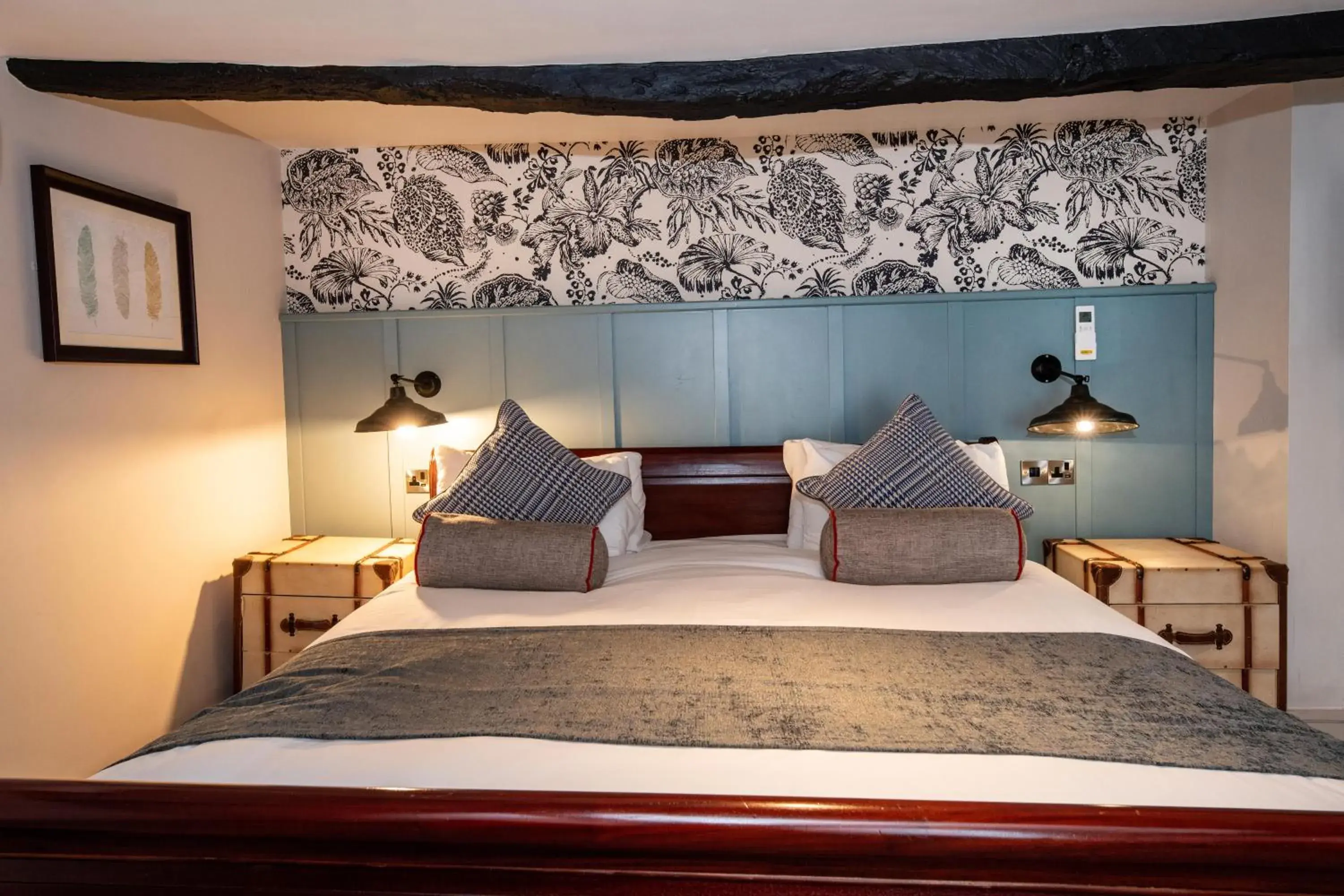 Suite in Greswolde Arms by Chef & Brewer Collection Suite in Greswolde Arms by Chef & Brewer Collection