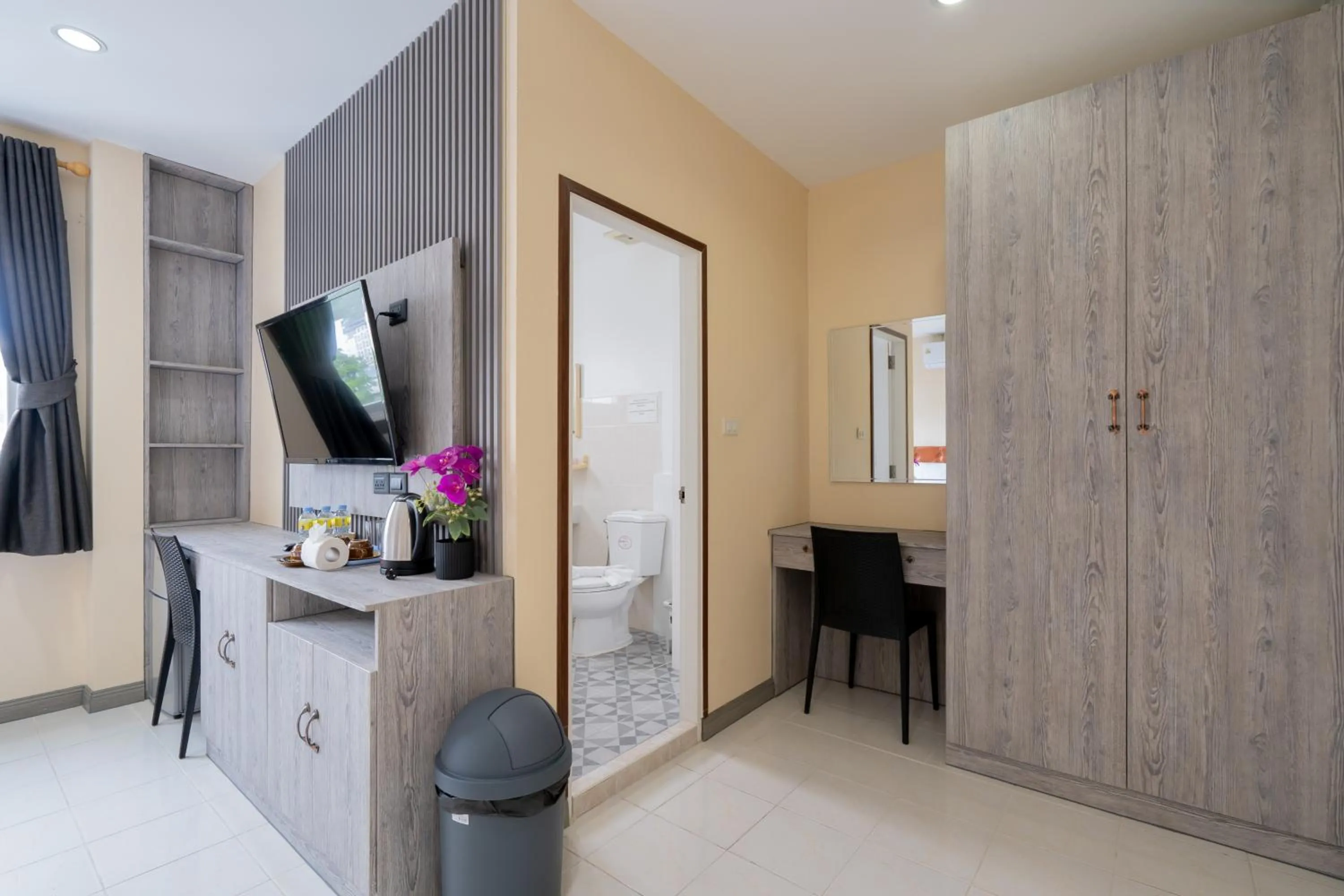 Bathroom in Square One Hotel Patong