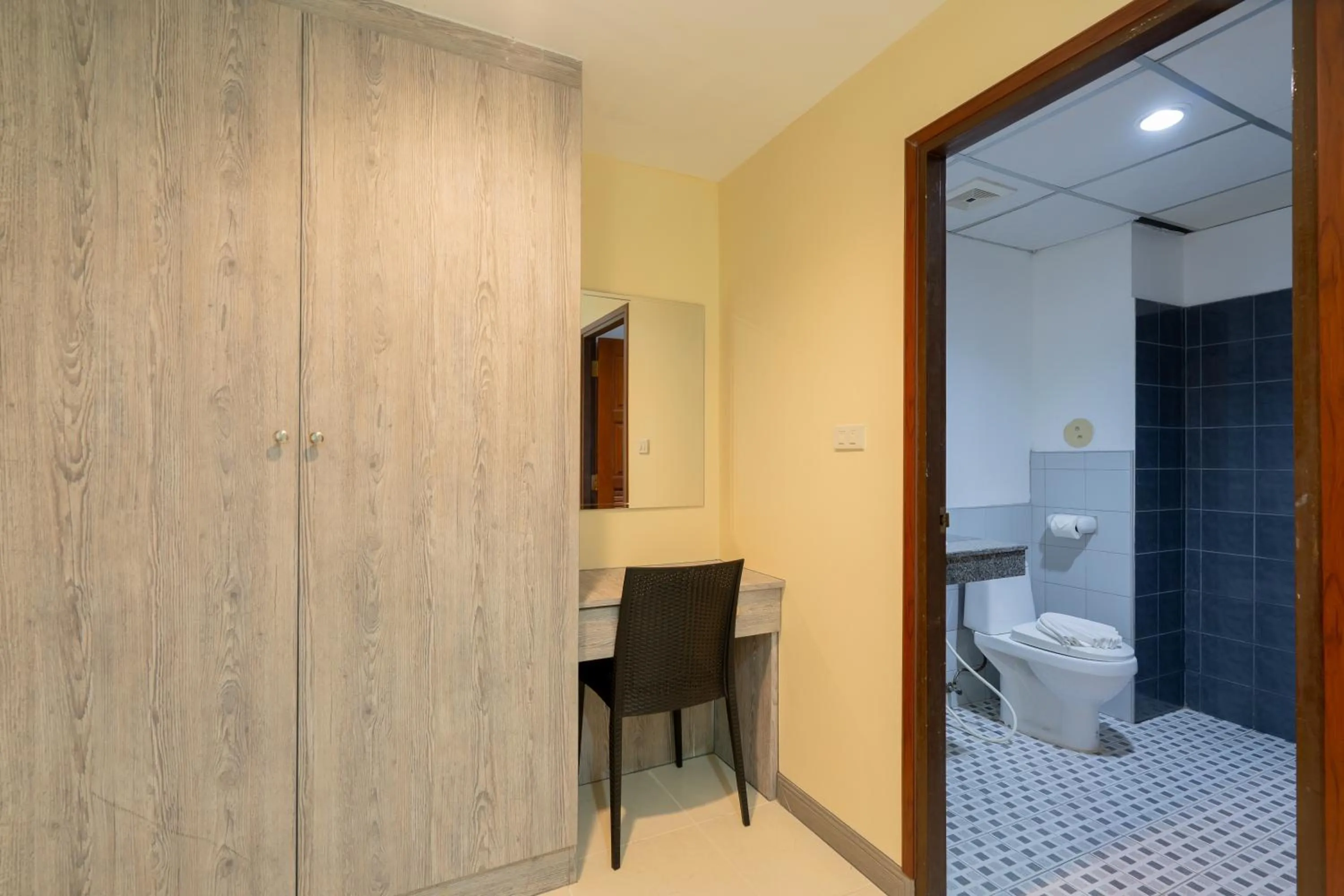 Shower in Square One Hotel Patong