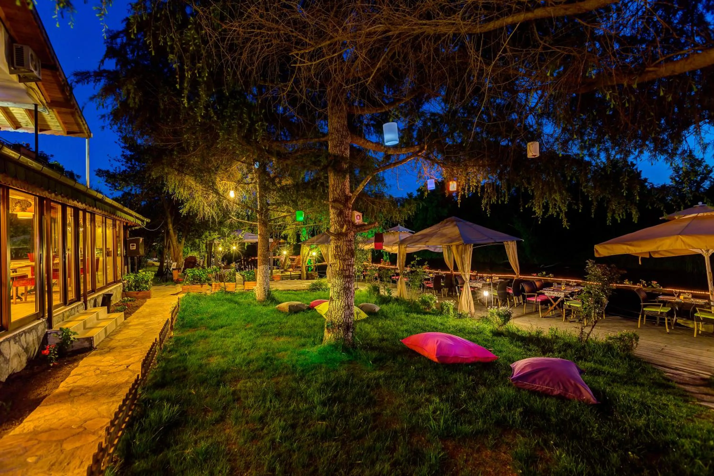 Garden in Park Mandalin Hotel - Adult only