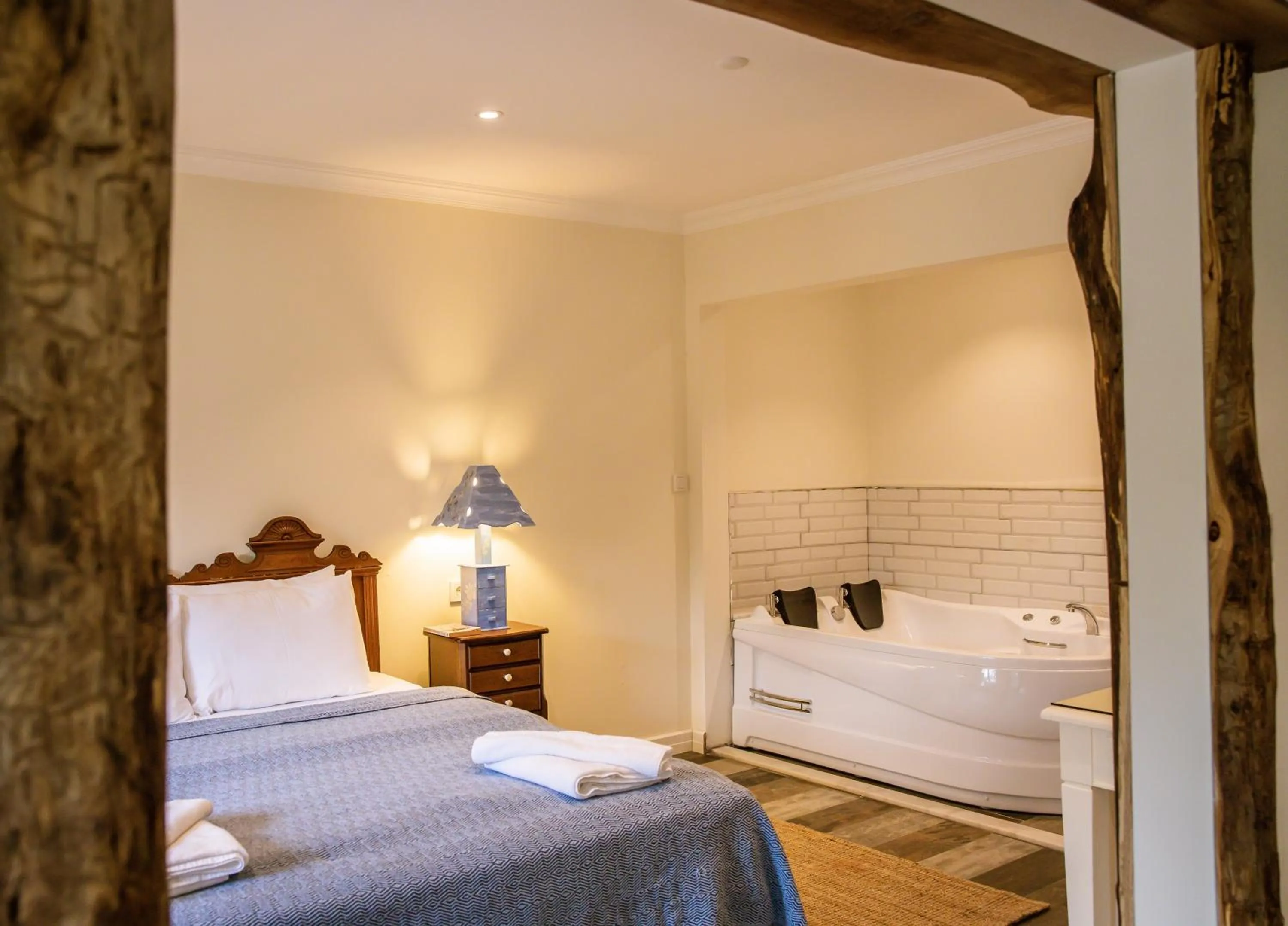 Photo of the whole room, Bed in Park Mandalin Hotel - Adult only