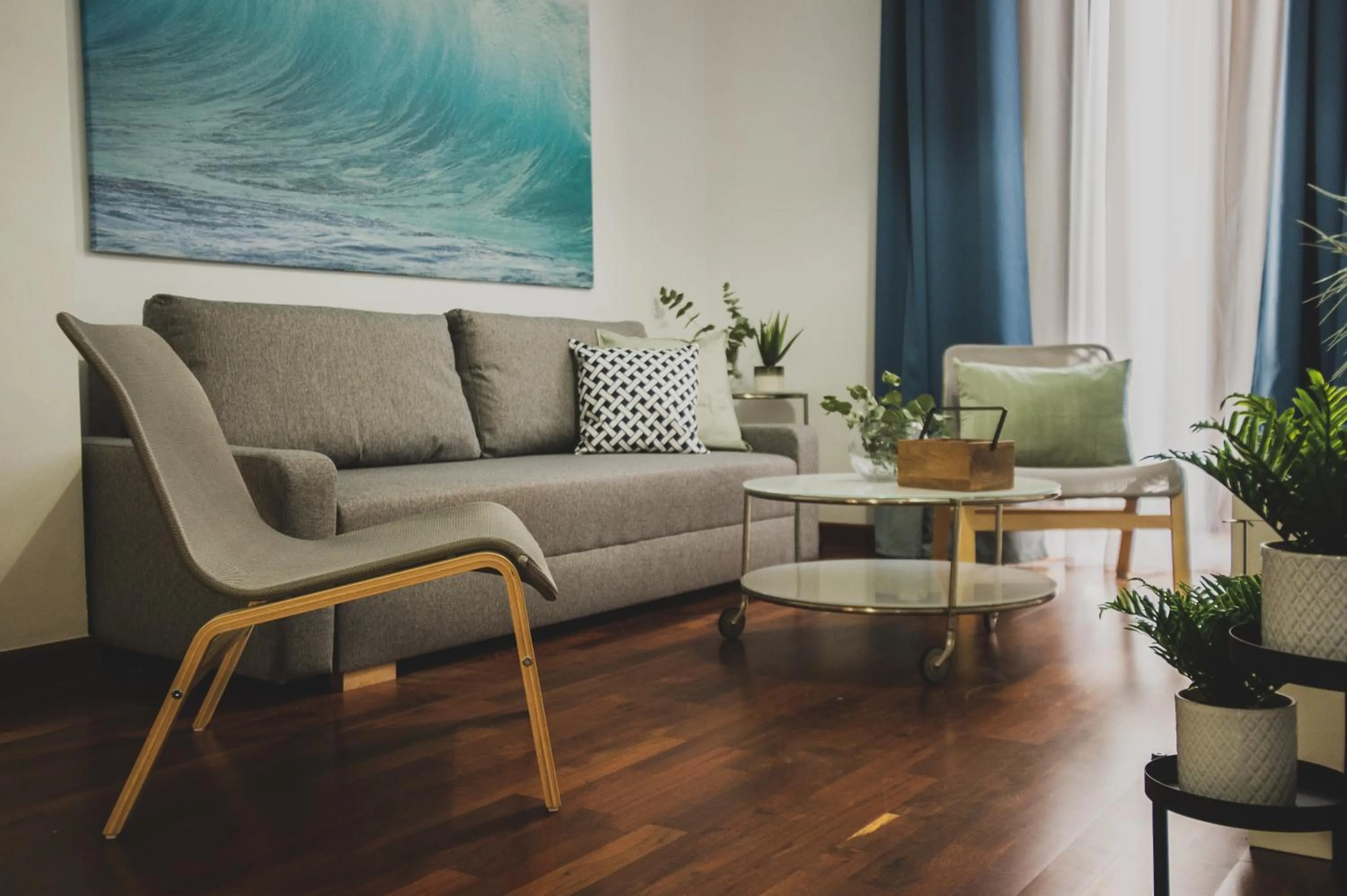 Living room in AZZ Sevilla Torre de la Plata Apartamentos