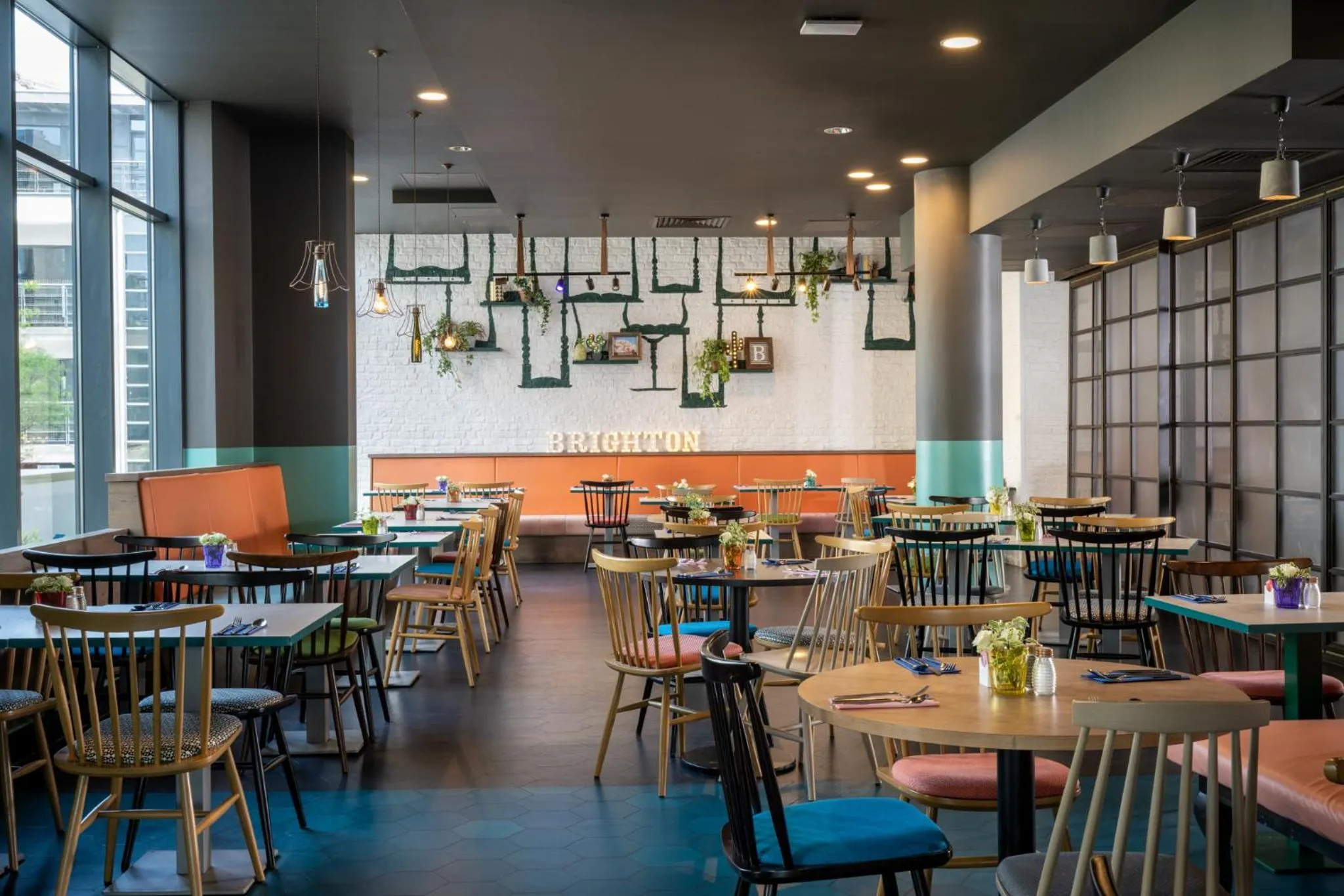 Restaurant/places to eat in Leonardo Hotel Brighton - Formerly Jurys Inn