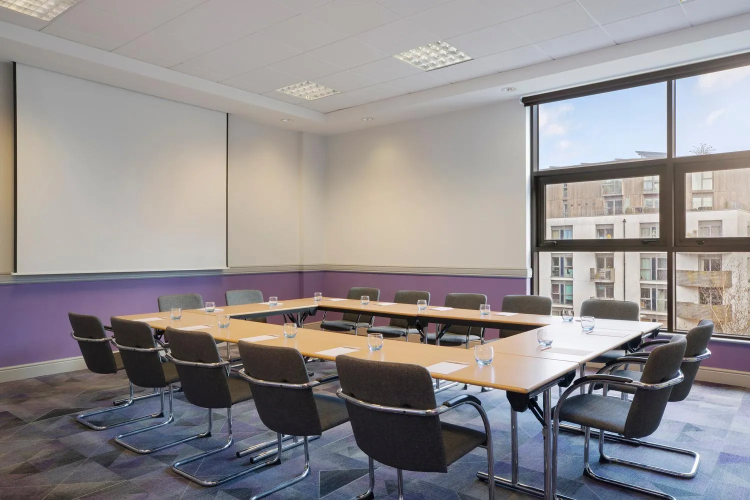 Meeting/conference room in Leonardo Hotel Brighton - Formerly Jurys Inn