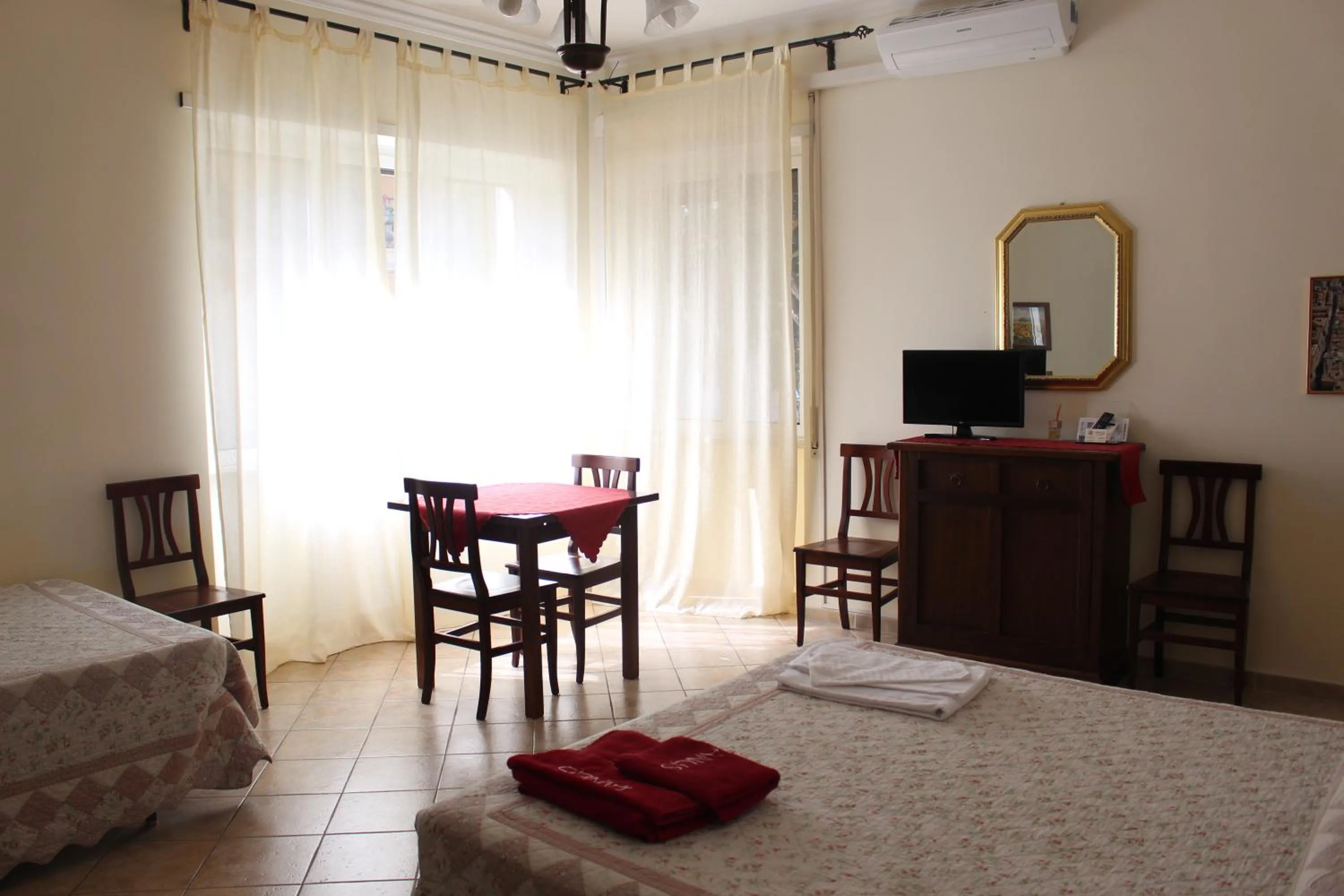 Bed in Ianus Guest House