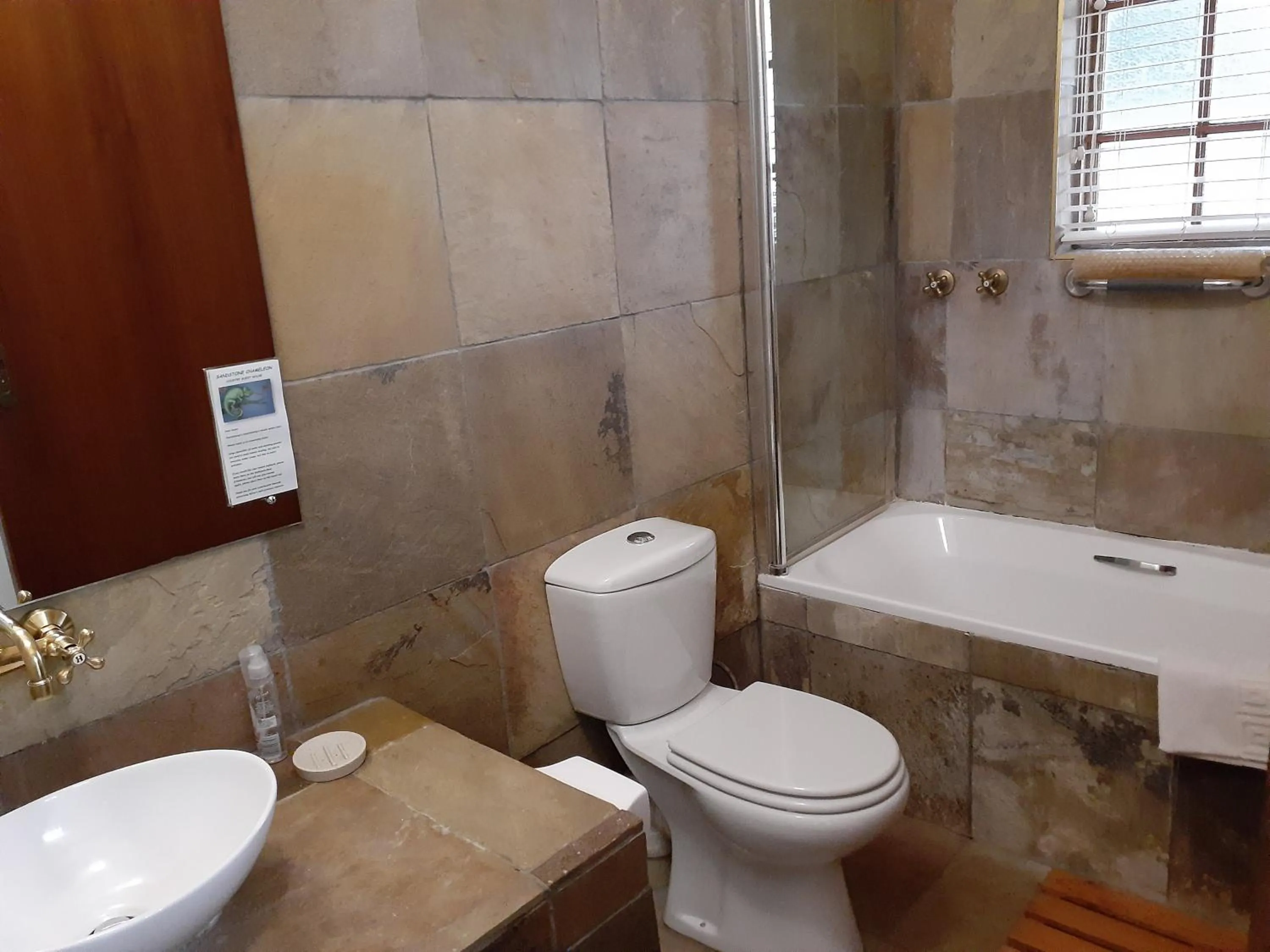 Bathroom in Sandstone Chameleon Guest House
