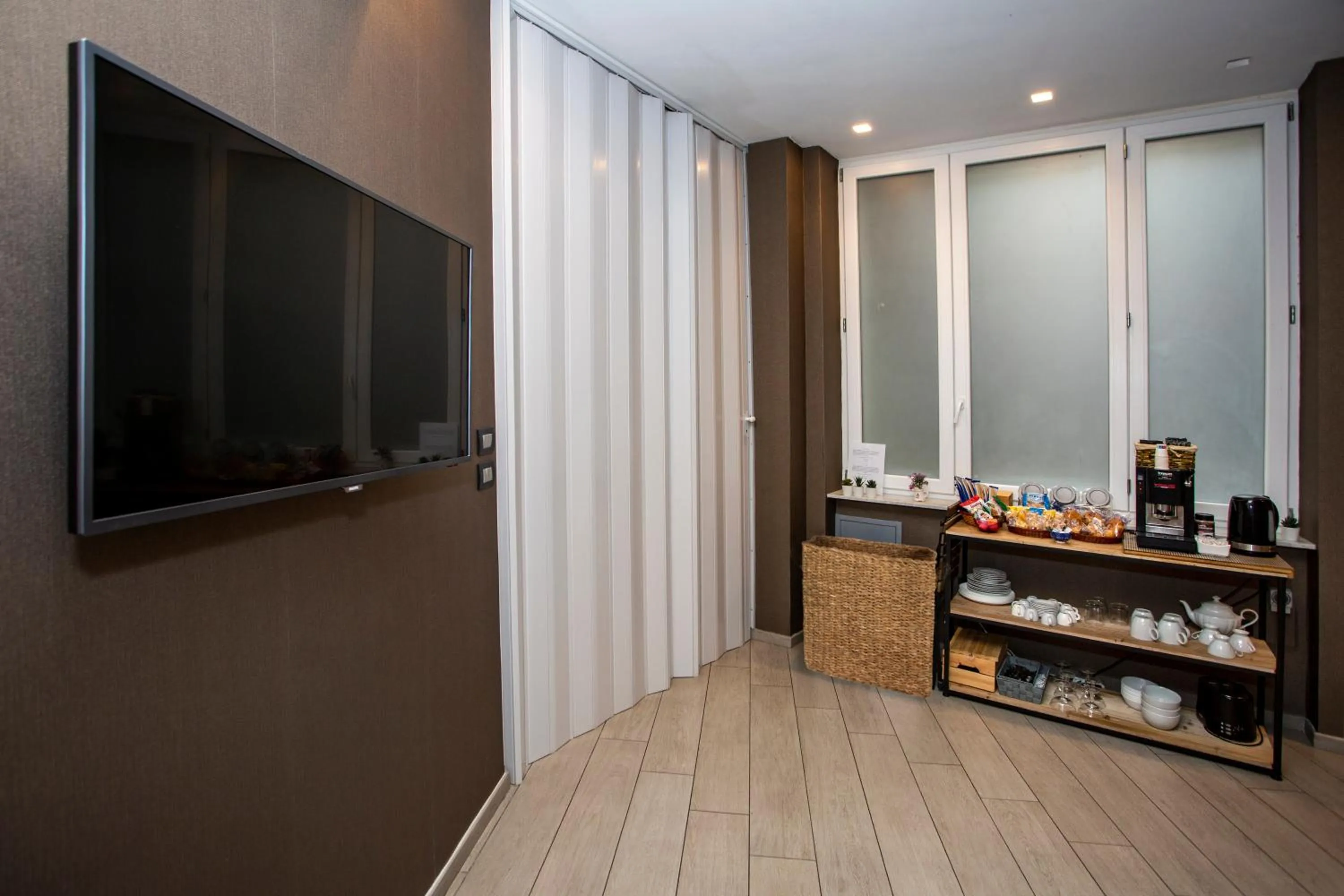 Lobby or reception in Bell's