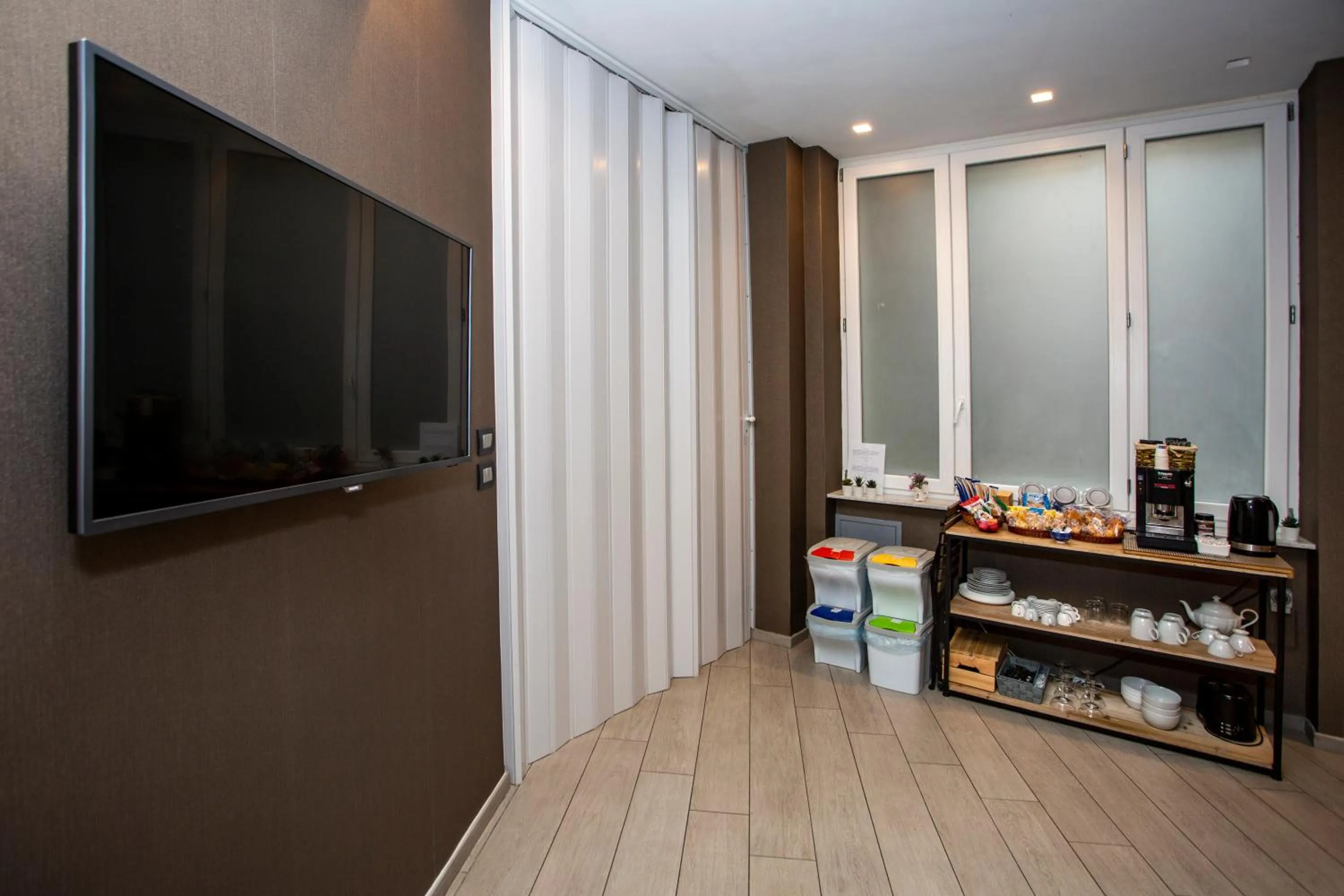 Lobby or reception in Bell's