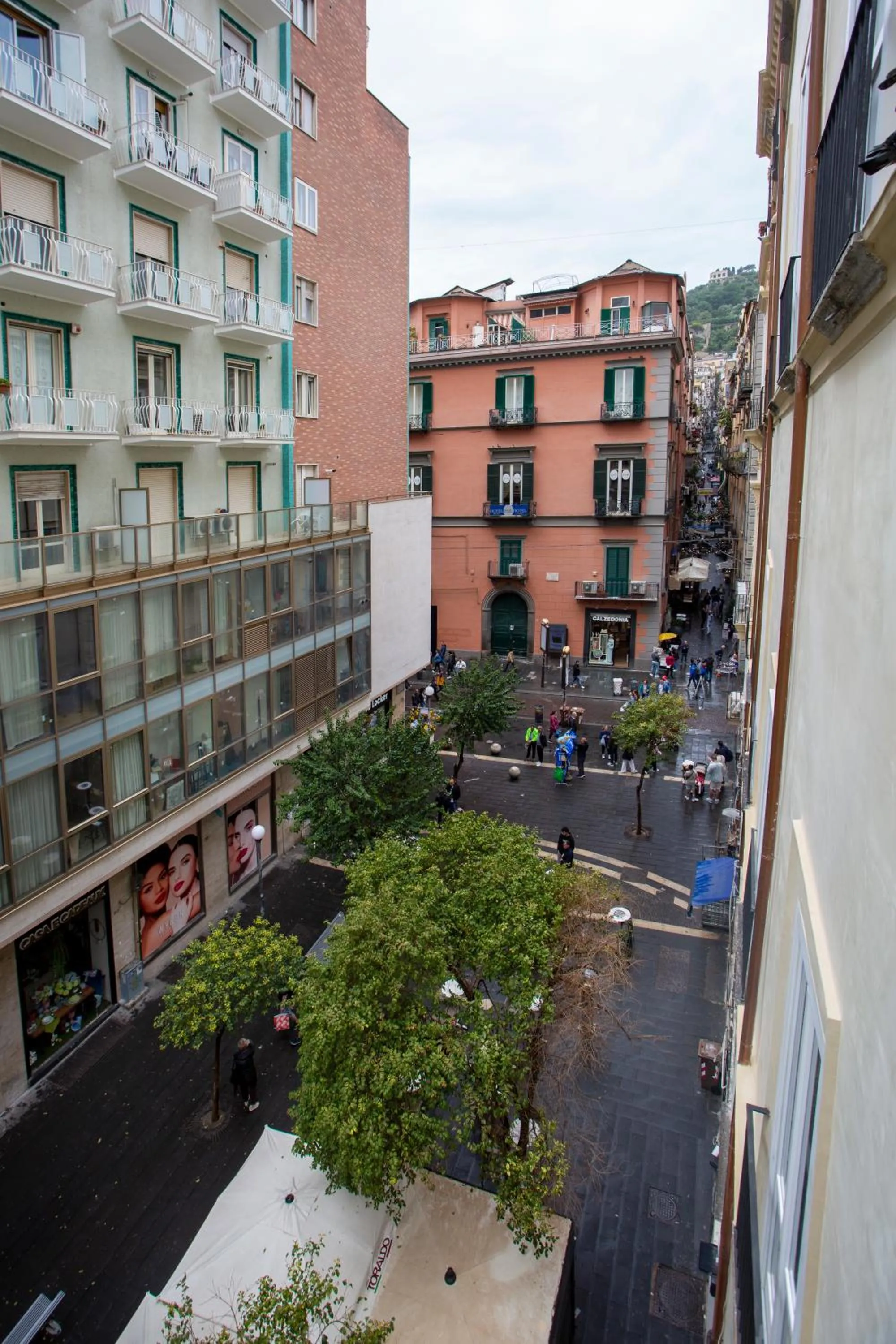 Lobby or reception in Bell's