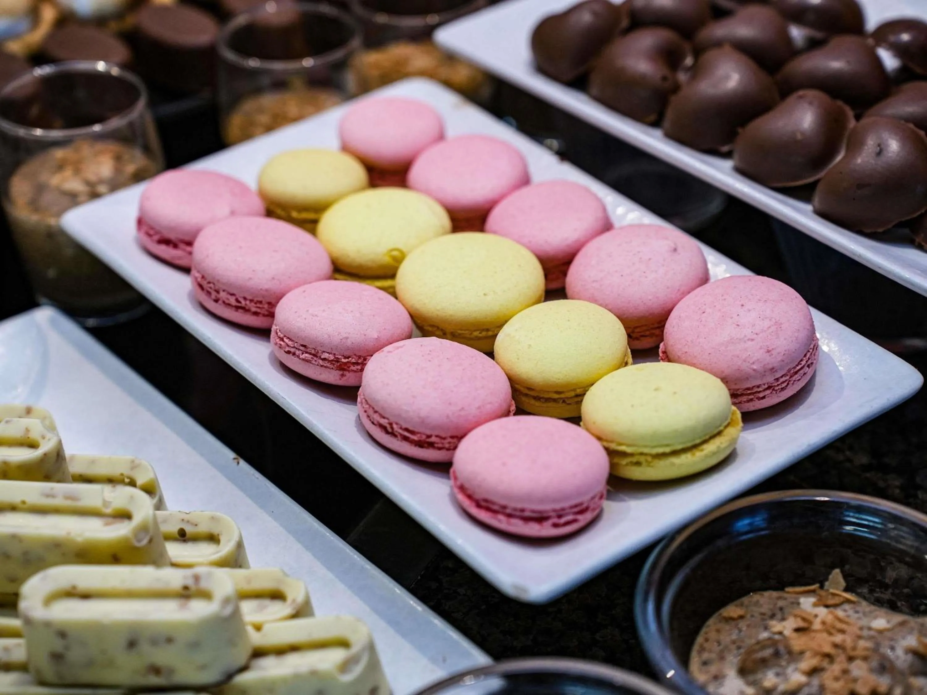 Restaurant/places to eat in Ibis Tunis