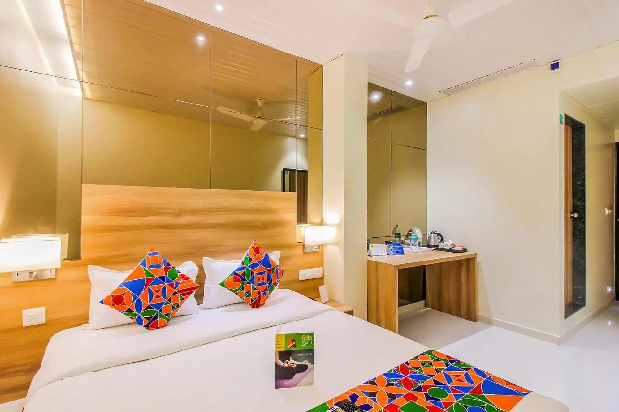 Superior King Room - single occupancy in FabHotel RK International - Nr Mumbai International Airport Superior King Room - single occupancy in FabHotel RK International - Nr Mumbai International Airport