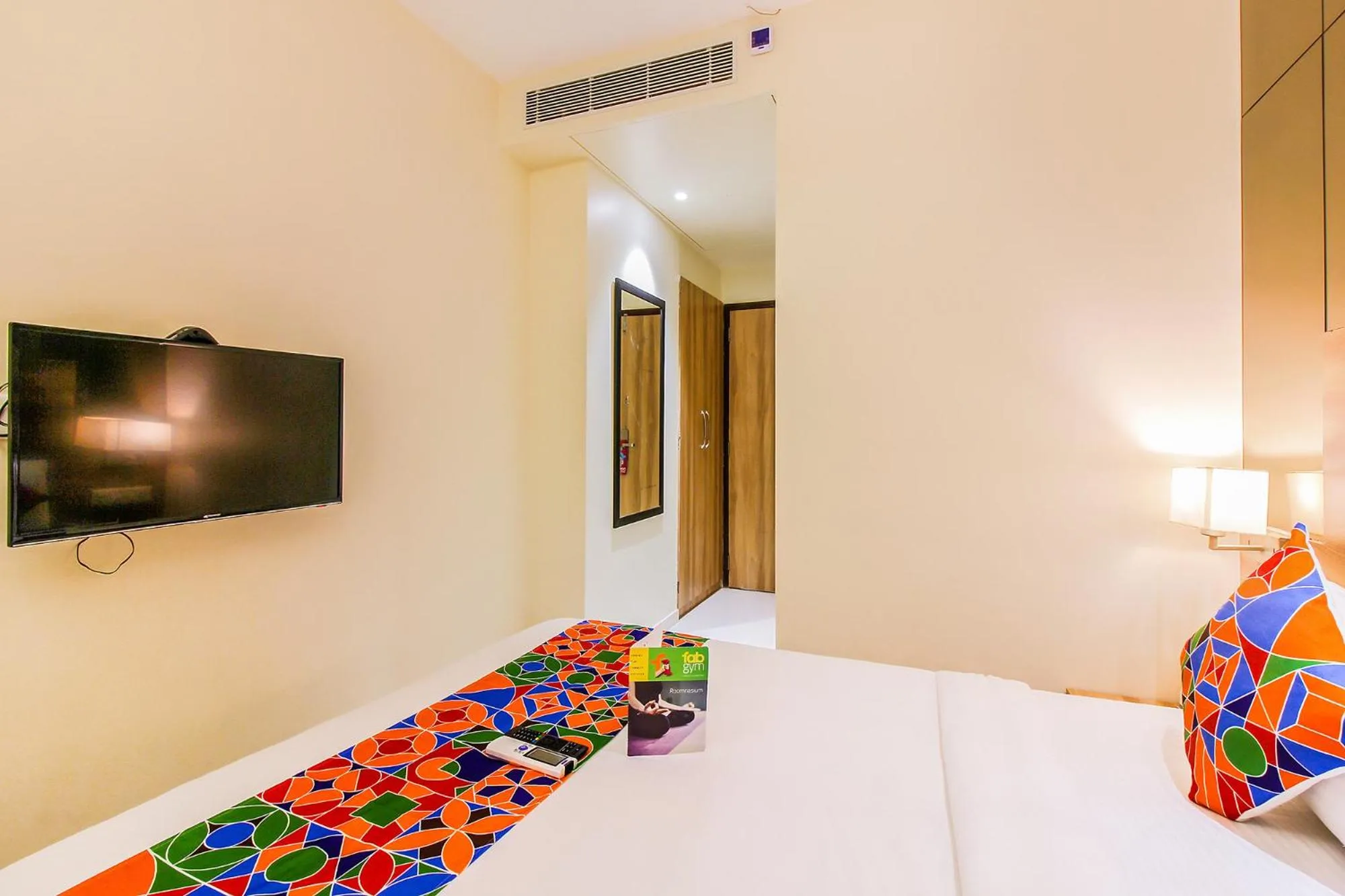 Bedroom, Bed in FabHotel RK International - Nr Mumbai International Airport
