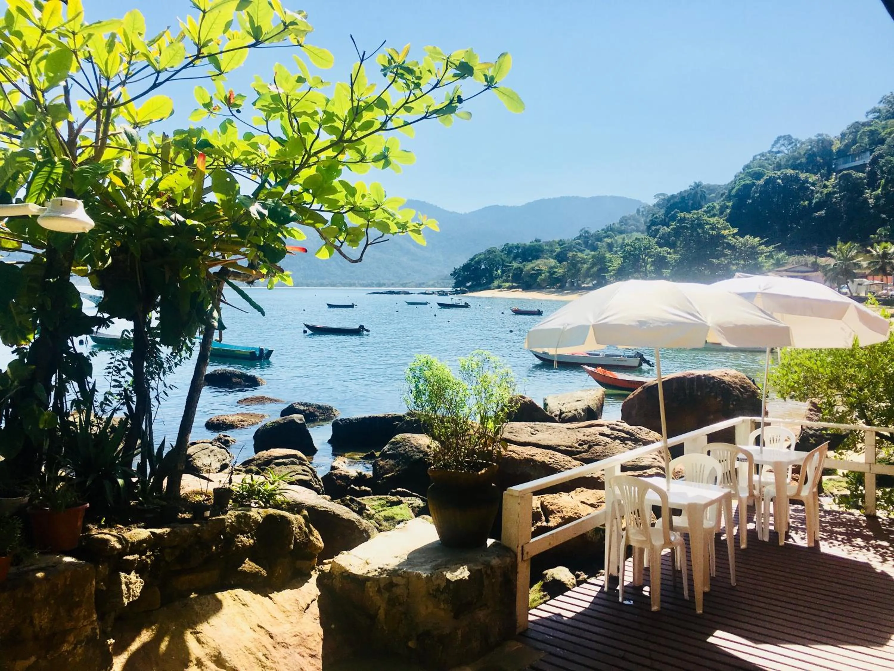 Restaurant/places to eat in Pousada Sobre As Ondas de Picinguaba