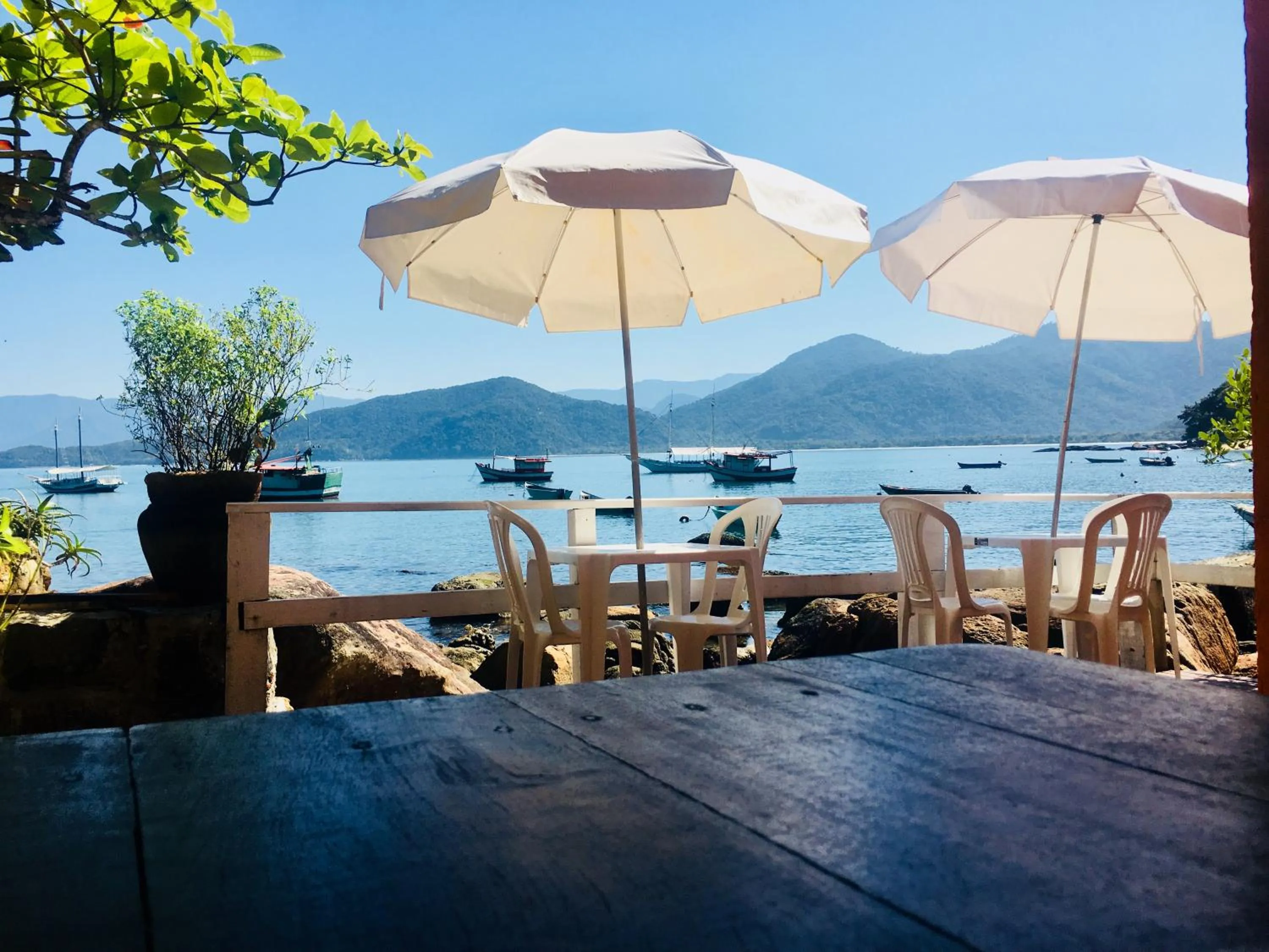 Restaurant/places to eat in Pousada Sobre As Ondas de Picinguaba