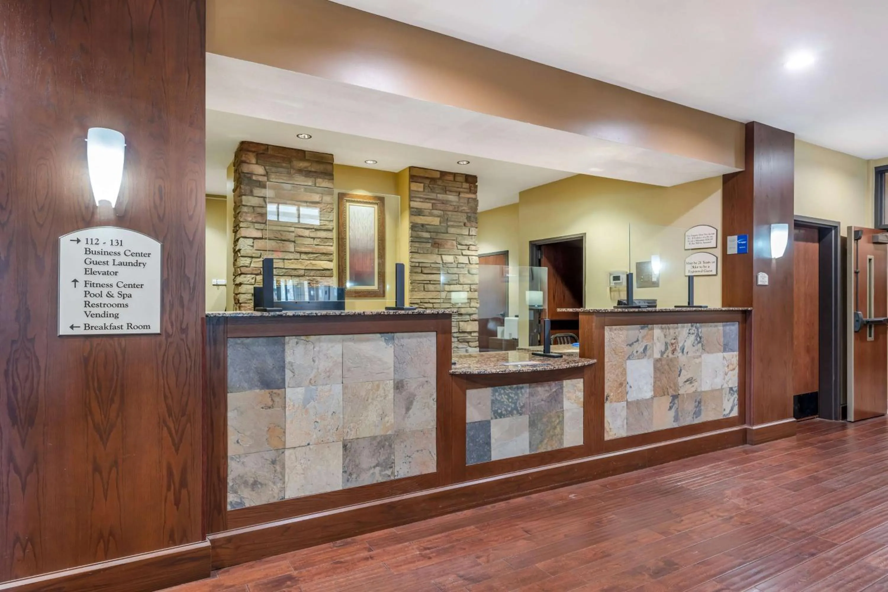 Lobby or reception in Best Western Plus Grand Island Inn and Suites