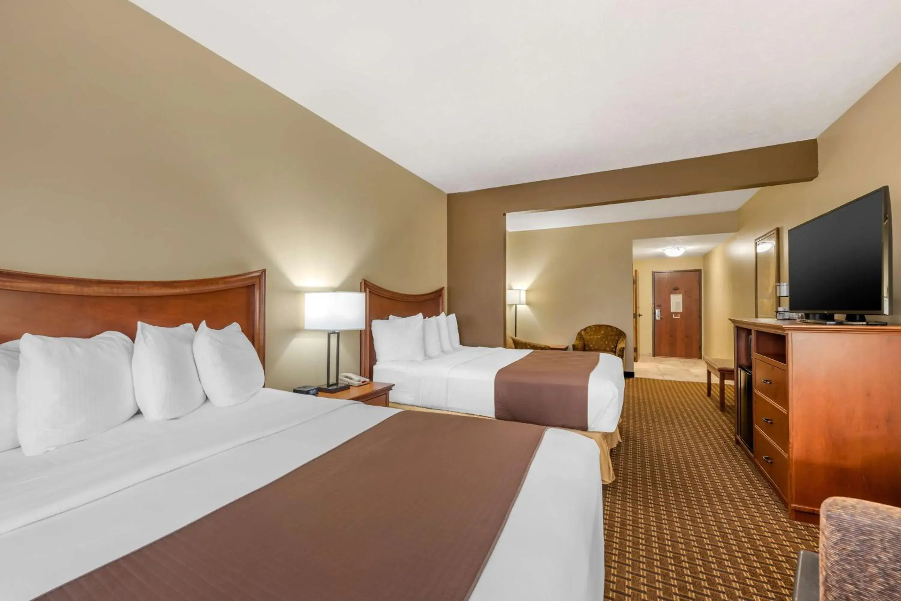 Queen Suite with Two Queen Beds and Sofa Bed in Best Western Plus Grand Island Inn and Suites Queen Suite with Two Queen Beds and Sofa Bed in Best Western Plus Grand Island Inn and Suites