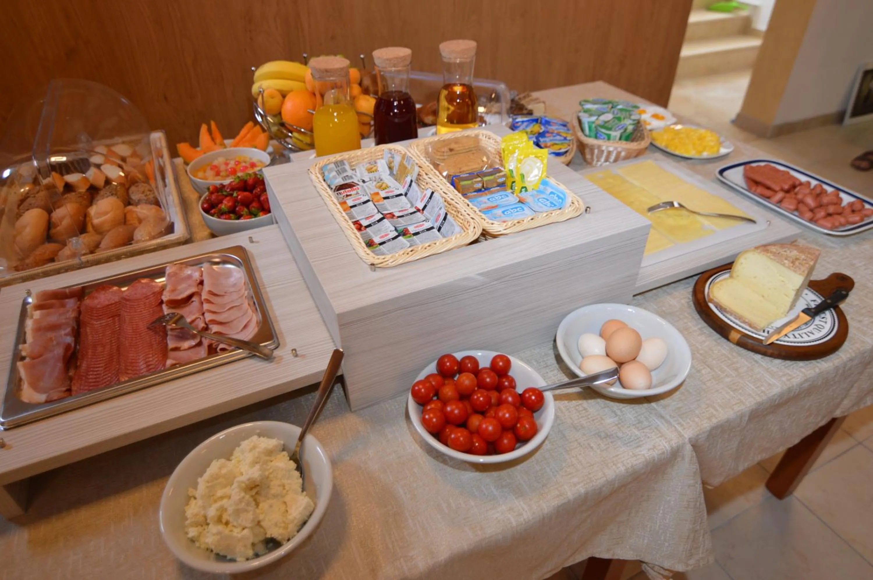 Food and drinks in Hotel Natura Vilanija