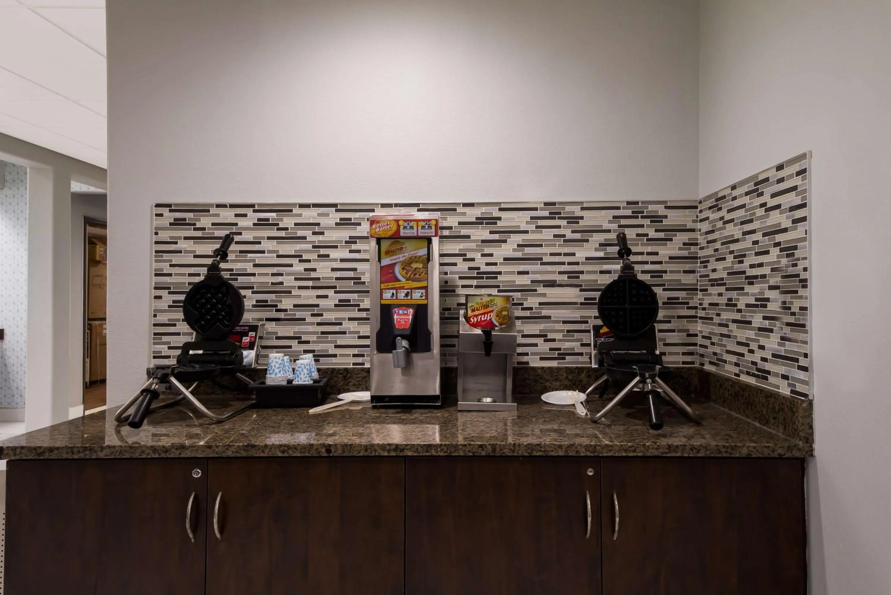 Breakfast in Best Western SeaWorld San Antonio