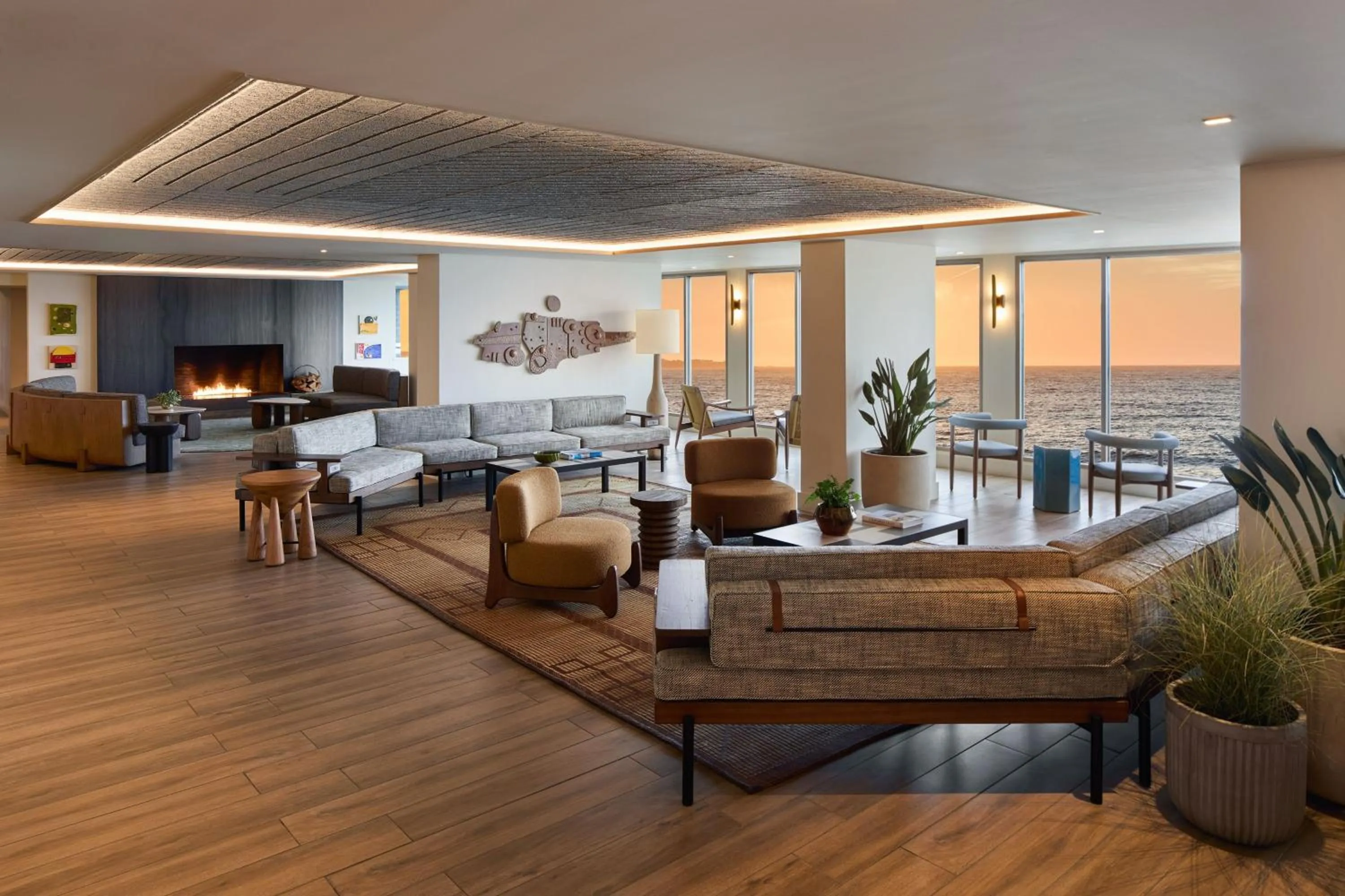 Lobby or reception in Monterey Beach Hotel, a Tribute Portfolio Hotel