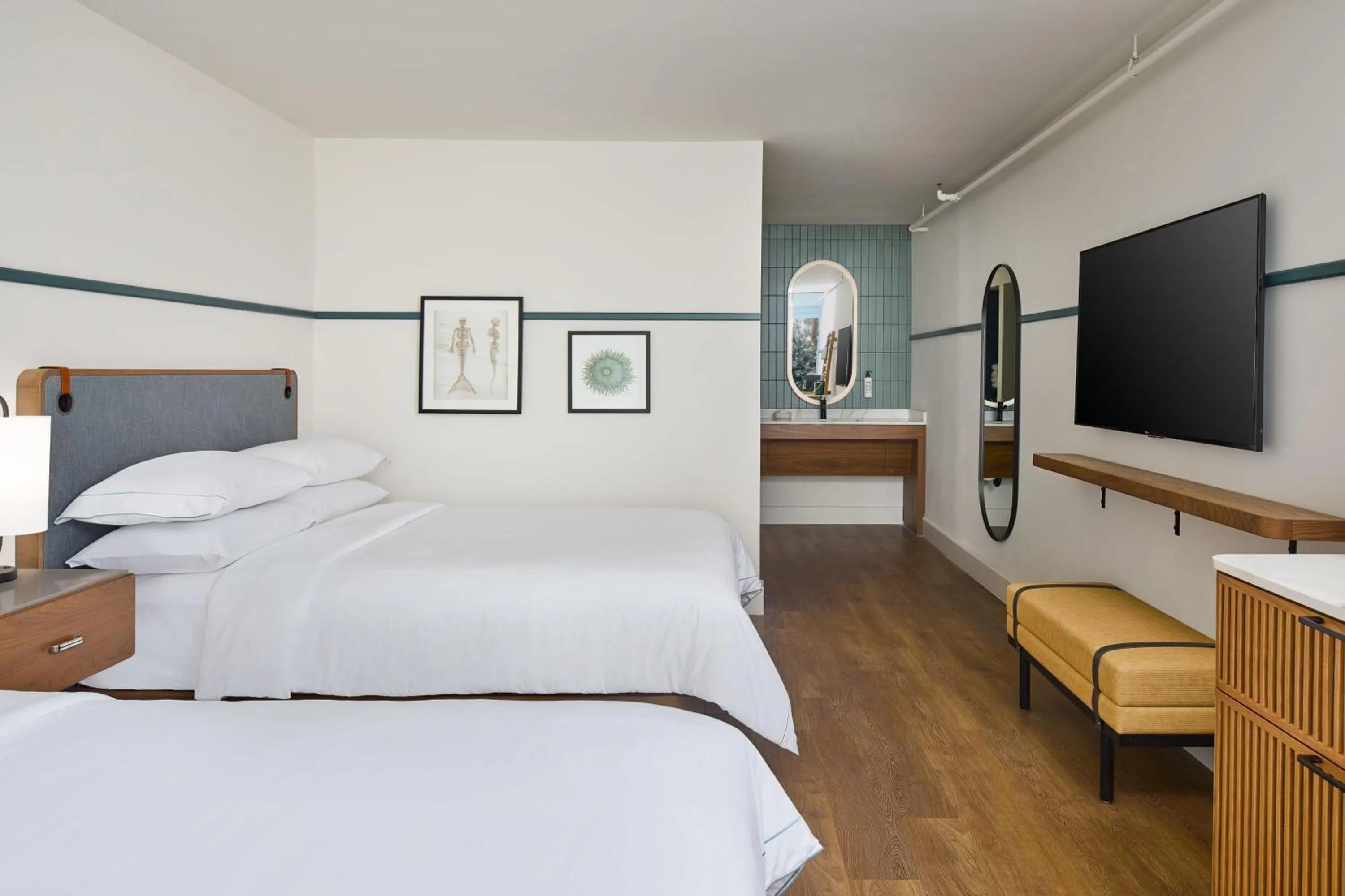 Photo of the whole room, Bed in Monterey Beach Hotel, a Tribute Portfolio Hotel