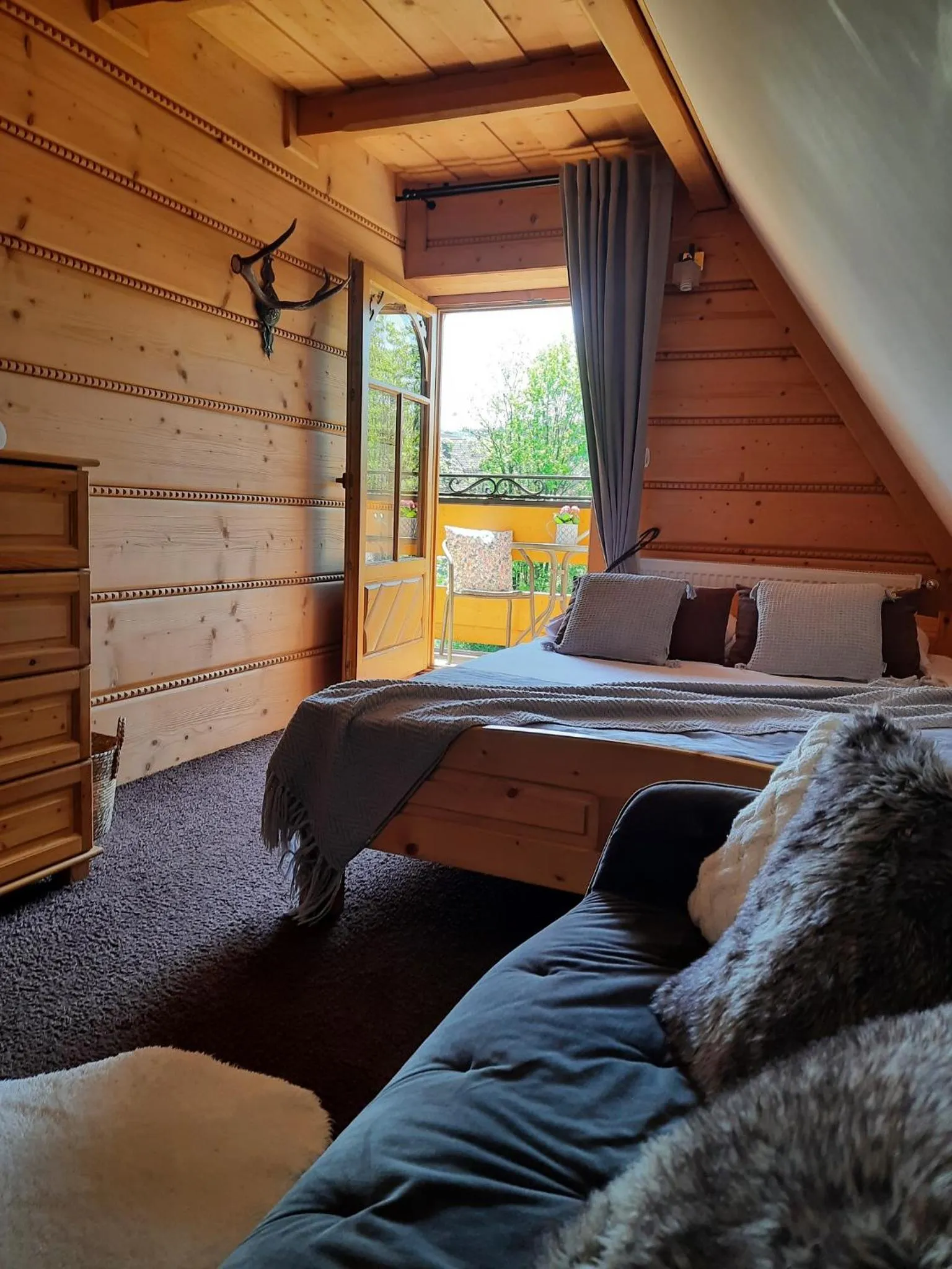 Balcony/Terrace, Bed in Willa Płazówka Białczańska