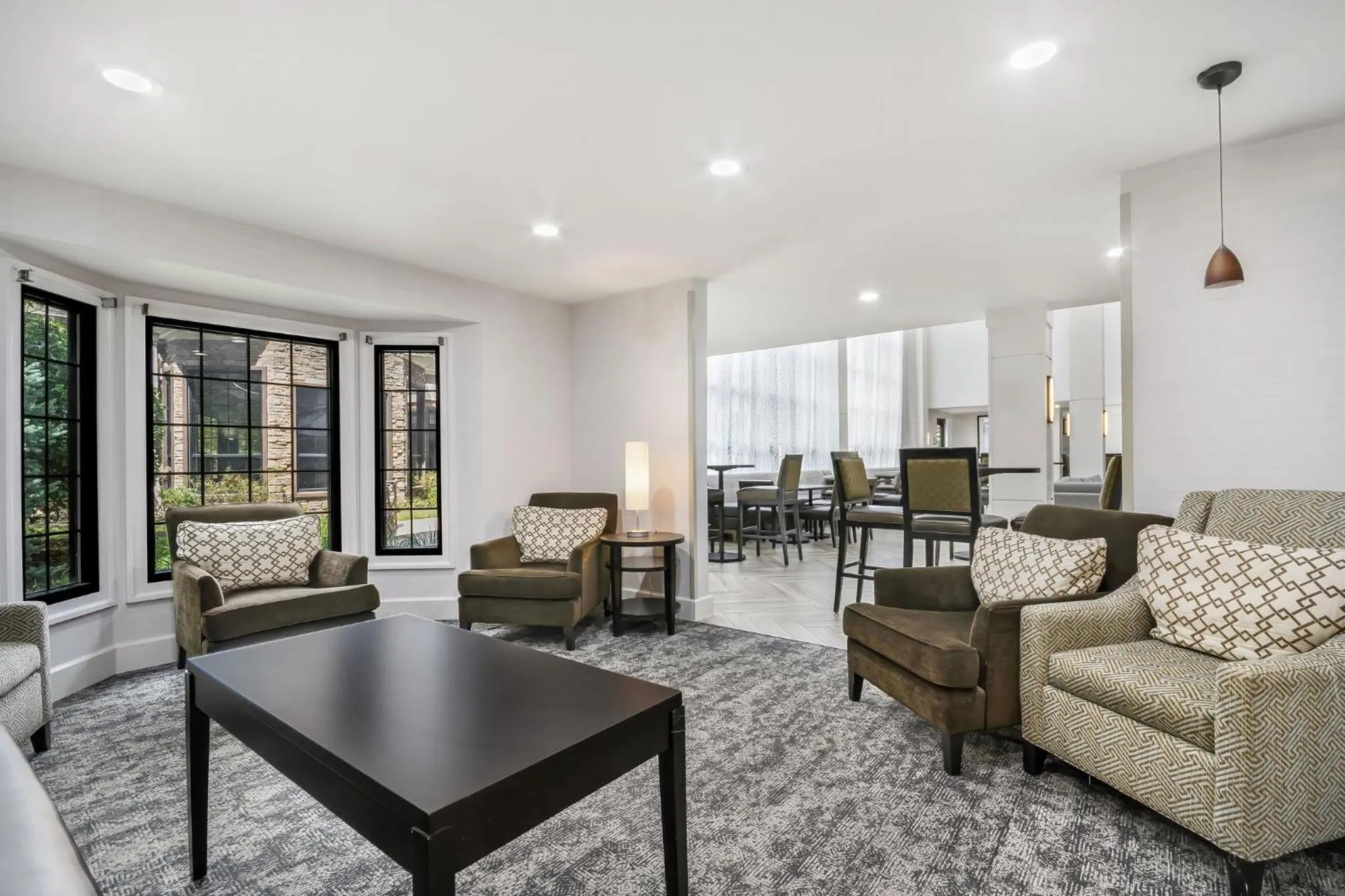 Property building in Staybridge Suites Toledo/Maumee by IHG