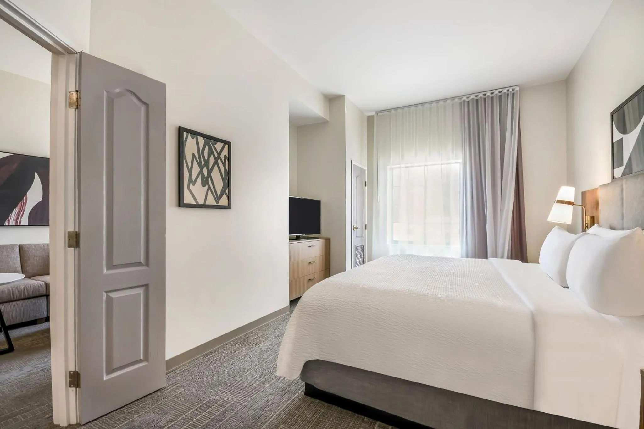 Photo of the whole room, Bed in Staybridge Suites Toledo/Maumee by IHG