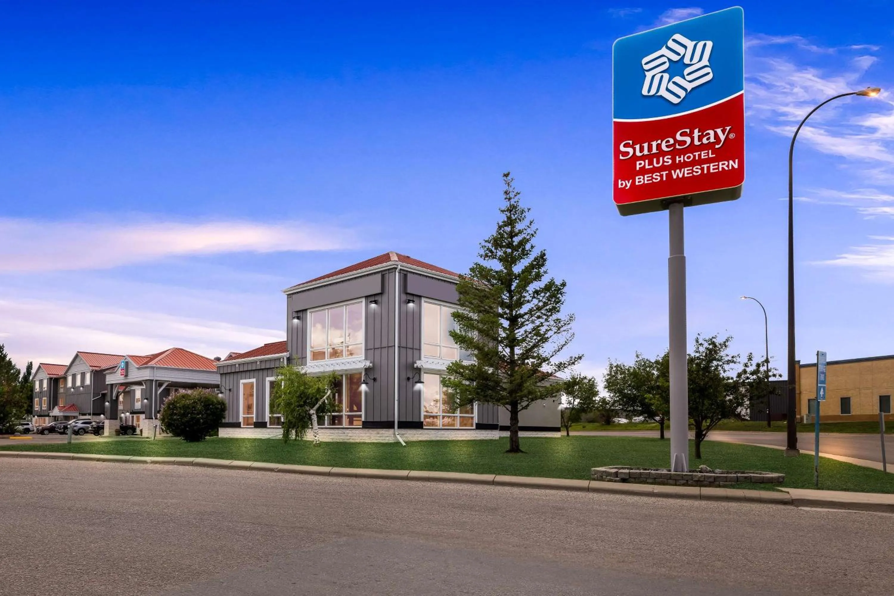 Property building in SureStay Plus Hotel by Best Western Drumheller