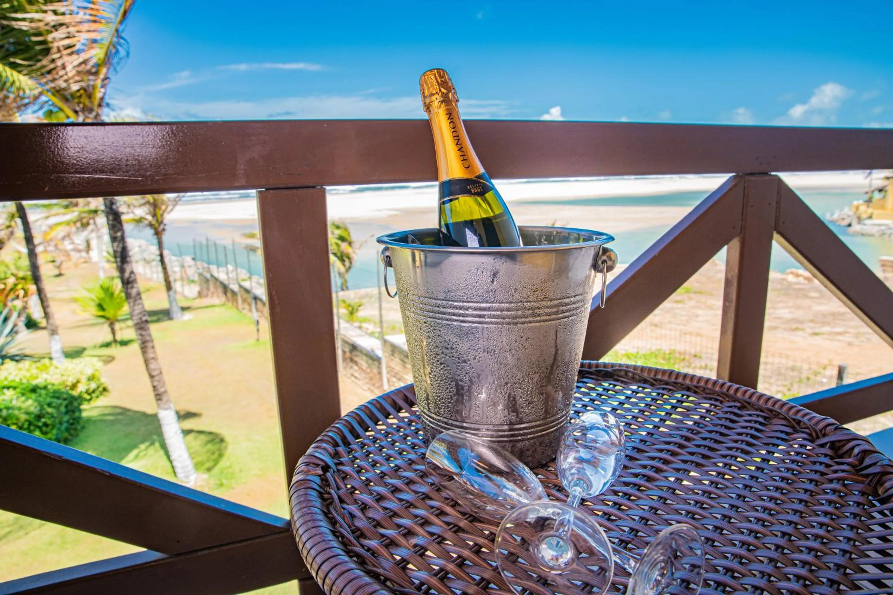 Balcony/Terrace in Jangadeiro Praia Hotel Resort - Parque Aquático e Pé na Areia