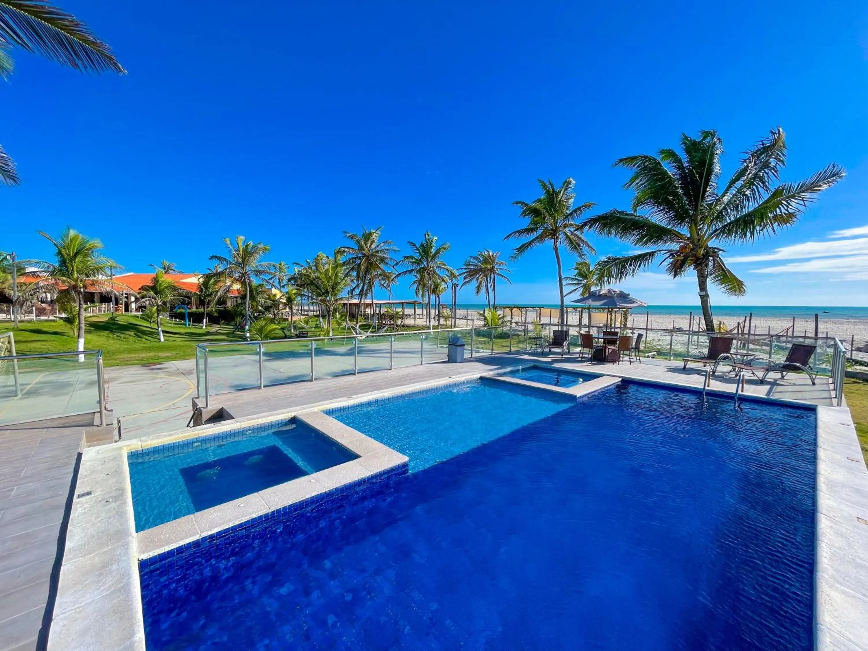 Pool view in Jangadeiro Praia Hotel Resort - Parque Aquático e Pé na Areia