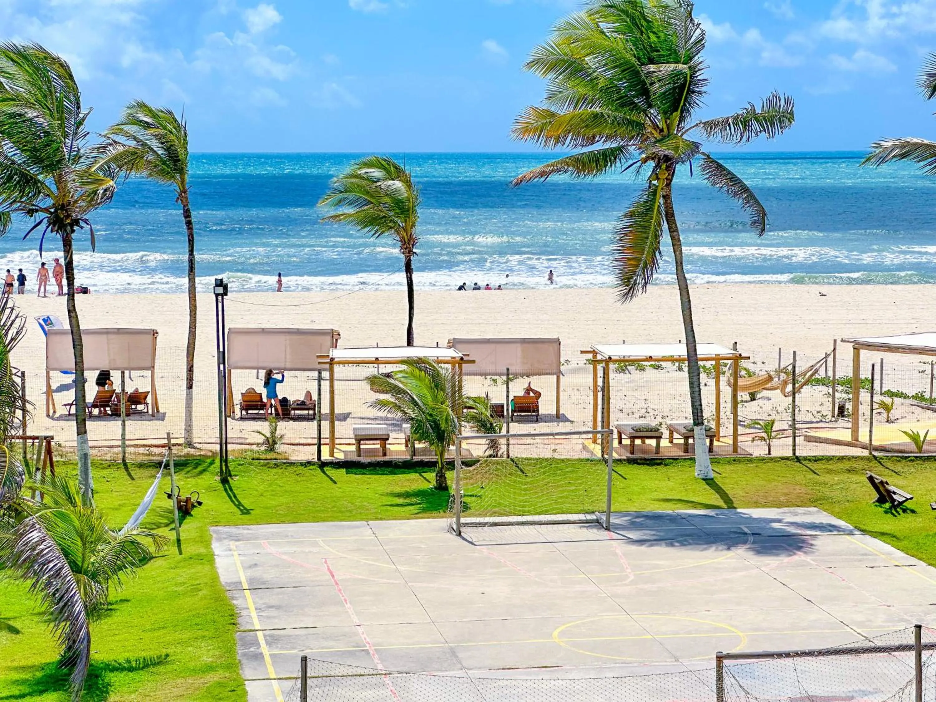 Garden view in Jangadeiro Praia Hotel Resort - Parque Aquático e Pé na Areia
