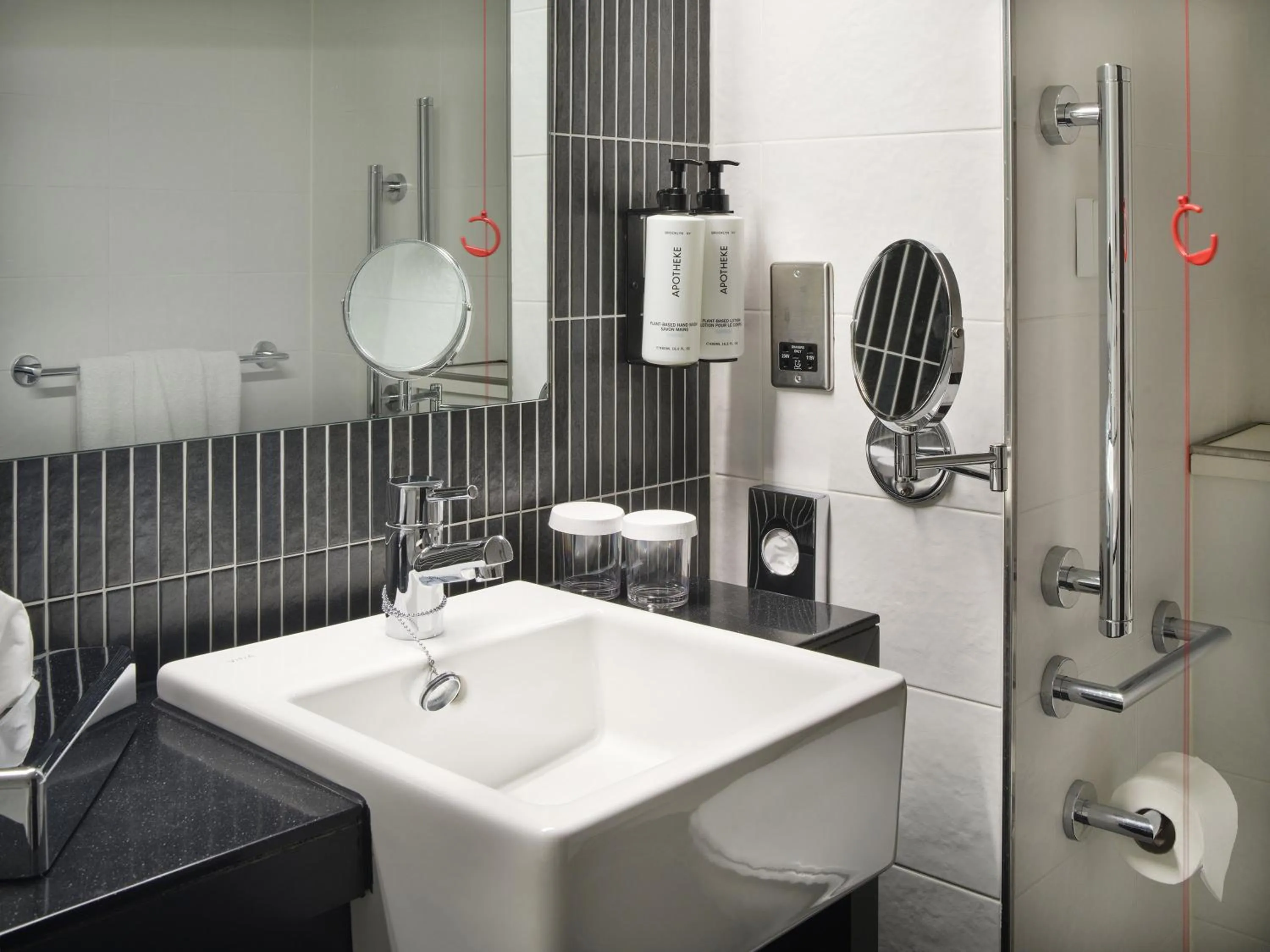 Bathroom in Crowne Plaza Birmingham City by IHG