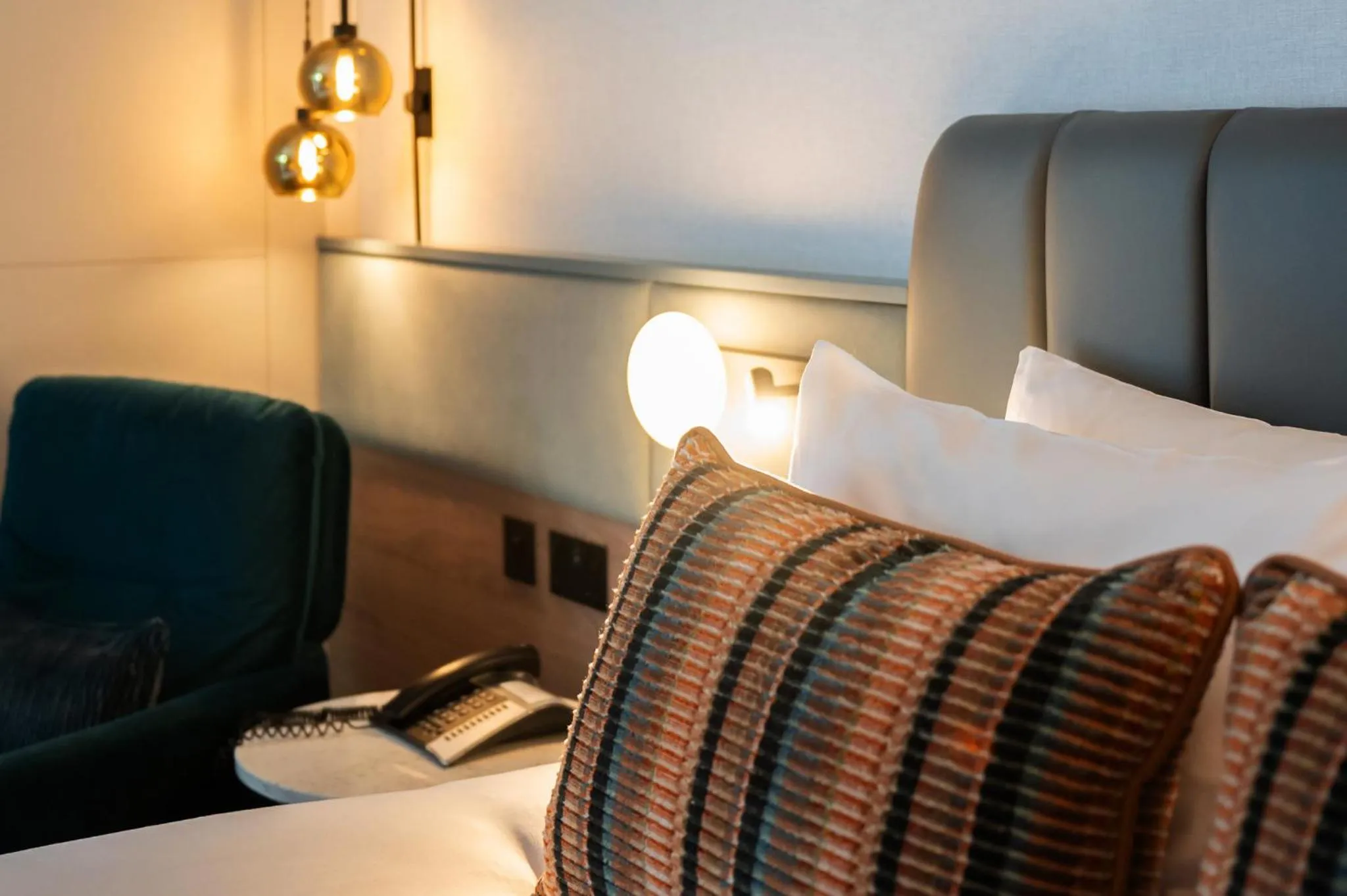 Photo of the whole room, Bed in Crowne Plaza Birmingham City by IHG