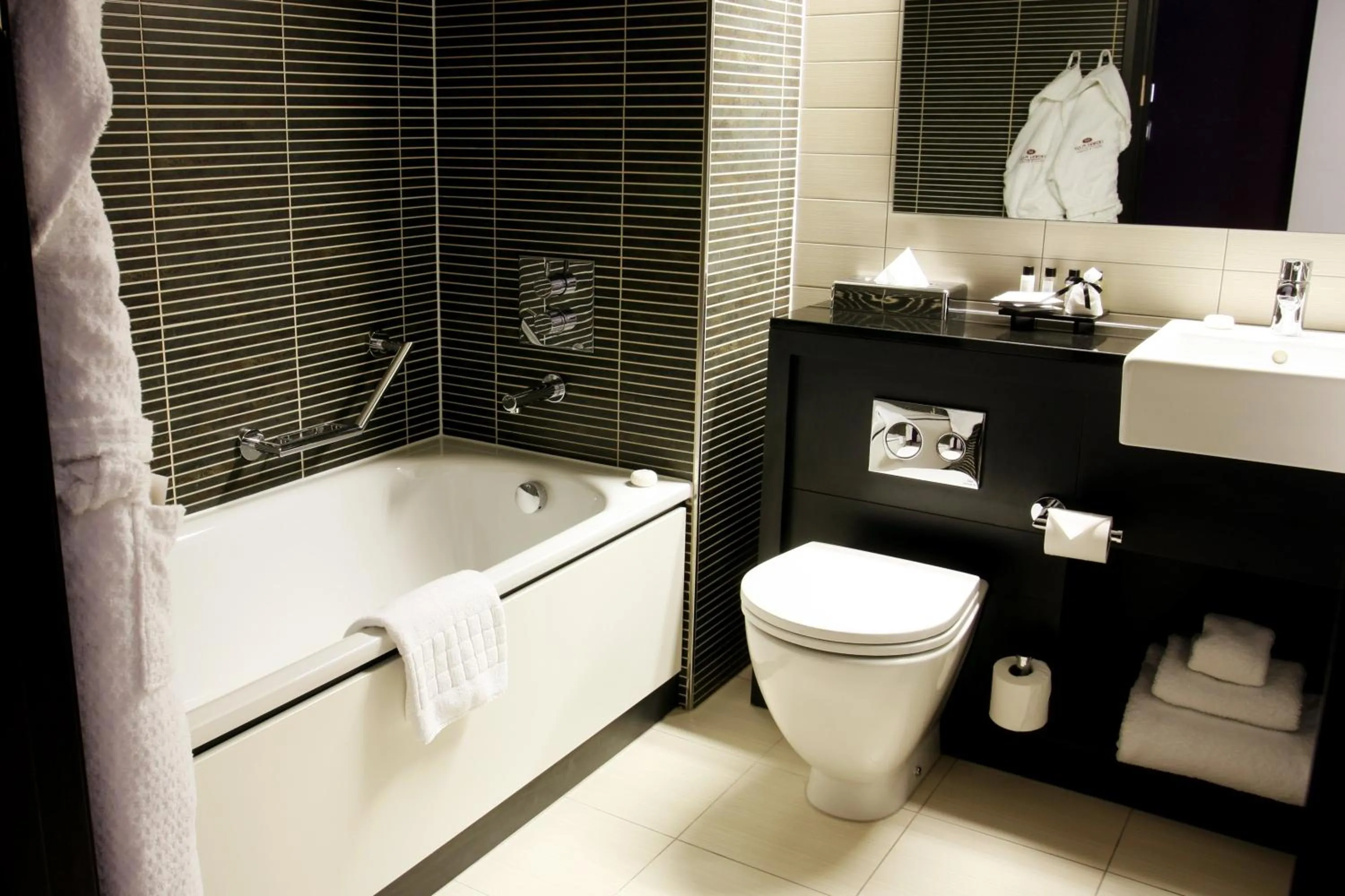 Bathroom in Crowne Plaza Birmingham City by IHG