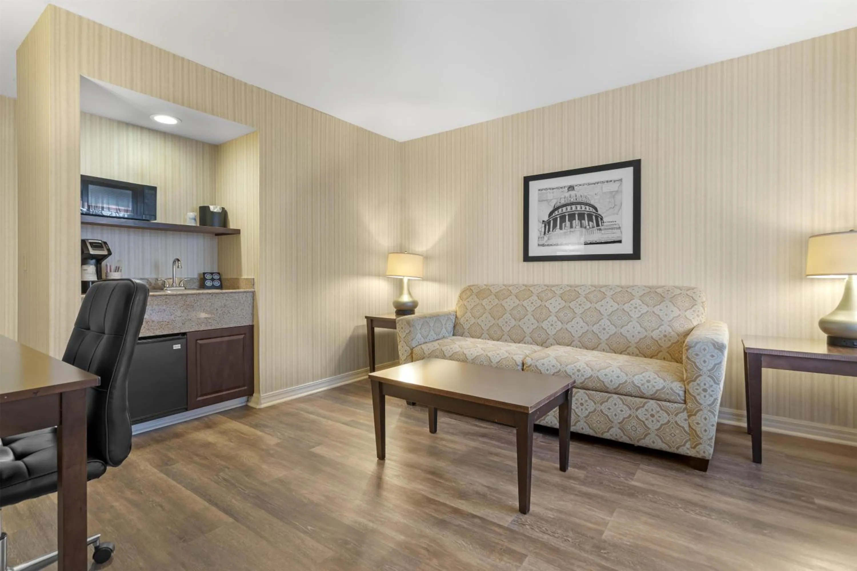 Bedroom in Best Western Plus Big America