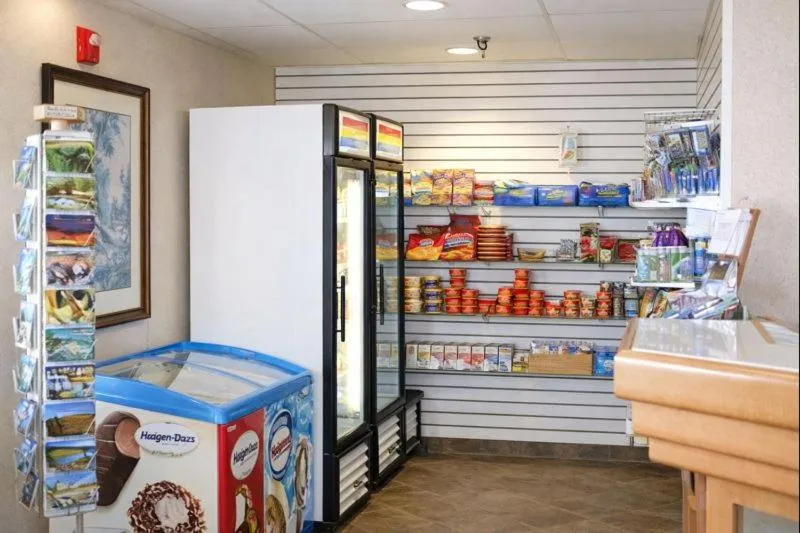 Food and drinks in Crystal Inn Hotel & Suites - Great Falls