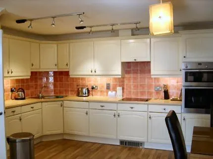 Kitchen or kitchenette in Sea Breeze Apartment