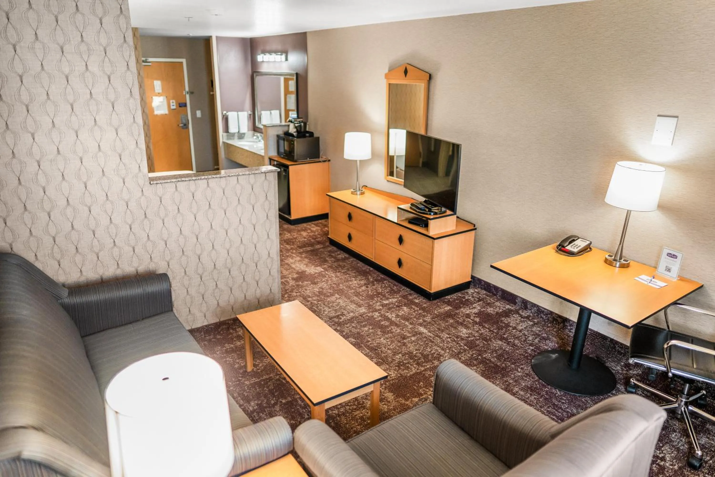 Bedroom in Crystal Inn Hotel & Suites - West Valley City