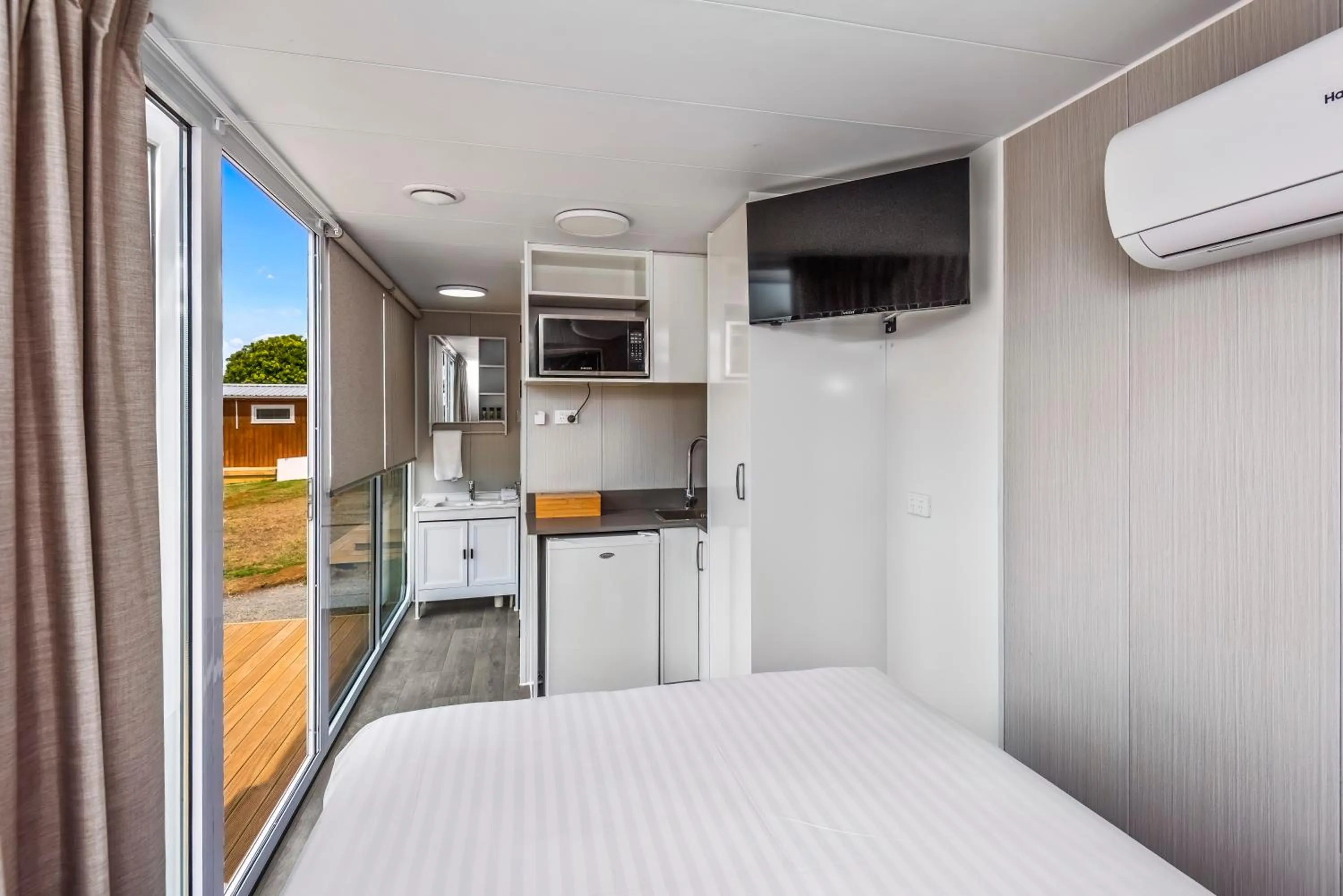 Bed in Poenamo Hotel