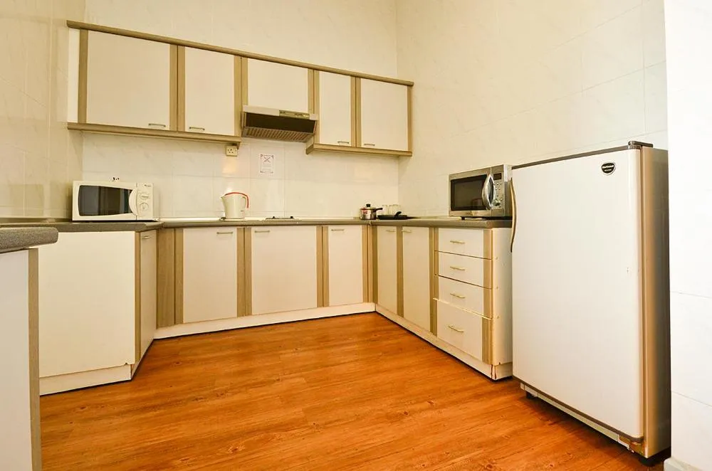 Kitchen or kitchenette in Jetty Suites Apartments