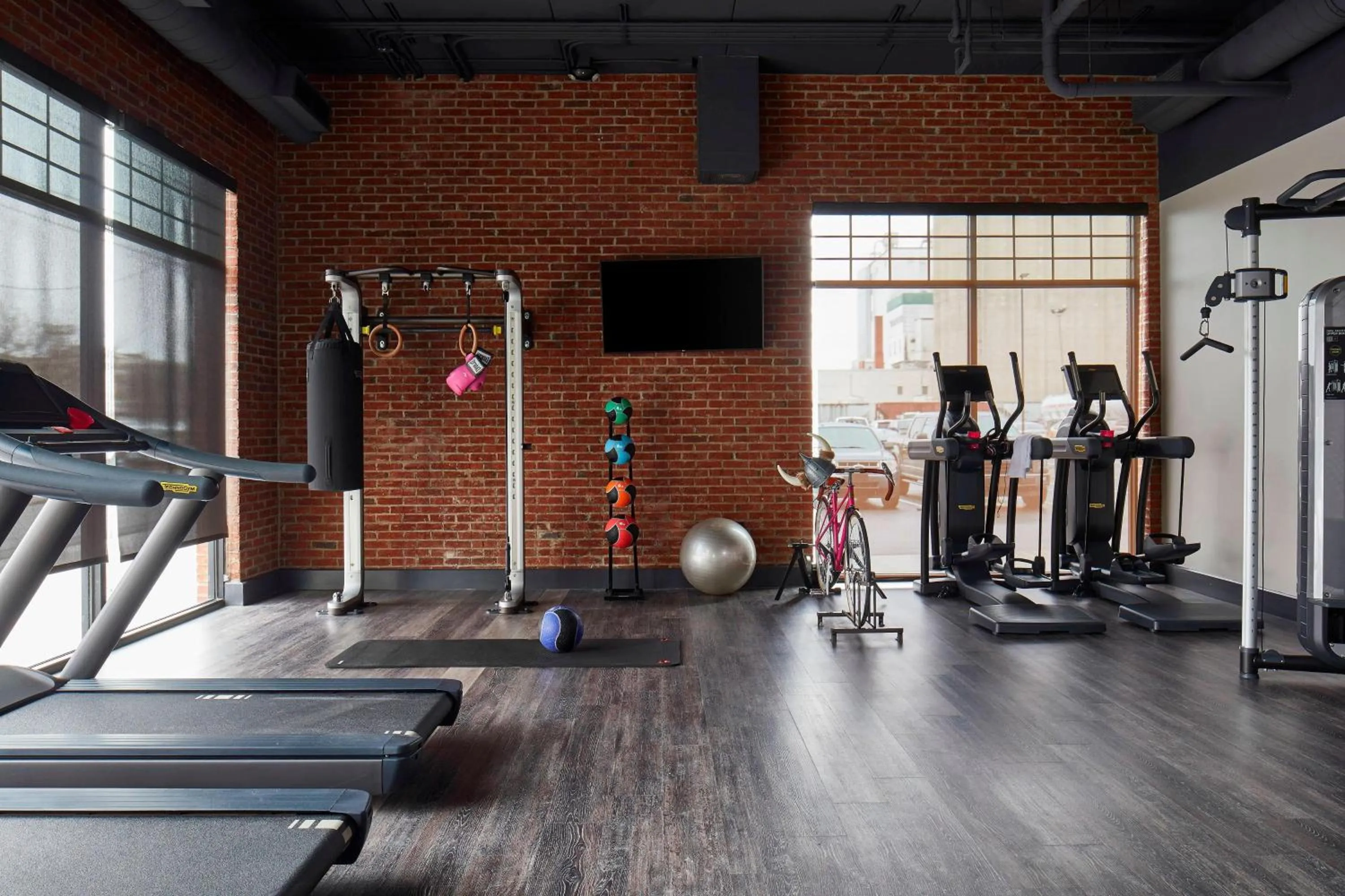 Fitness centre/facilities in Moxy Chattanooga Downtown