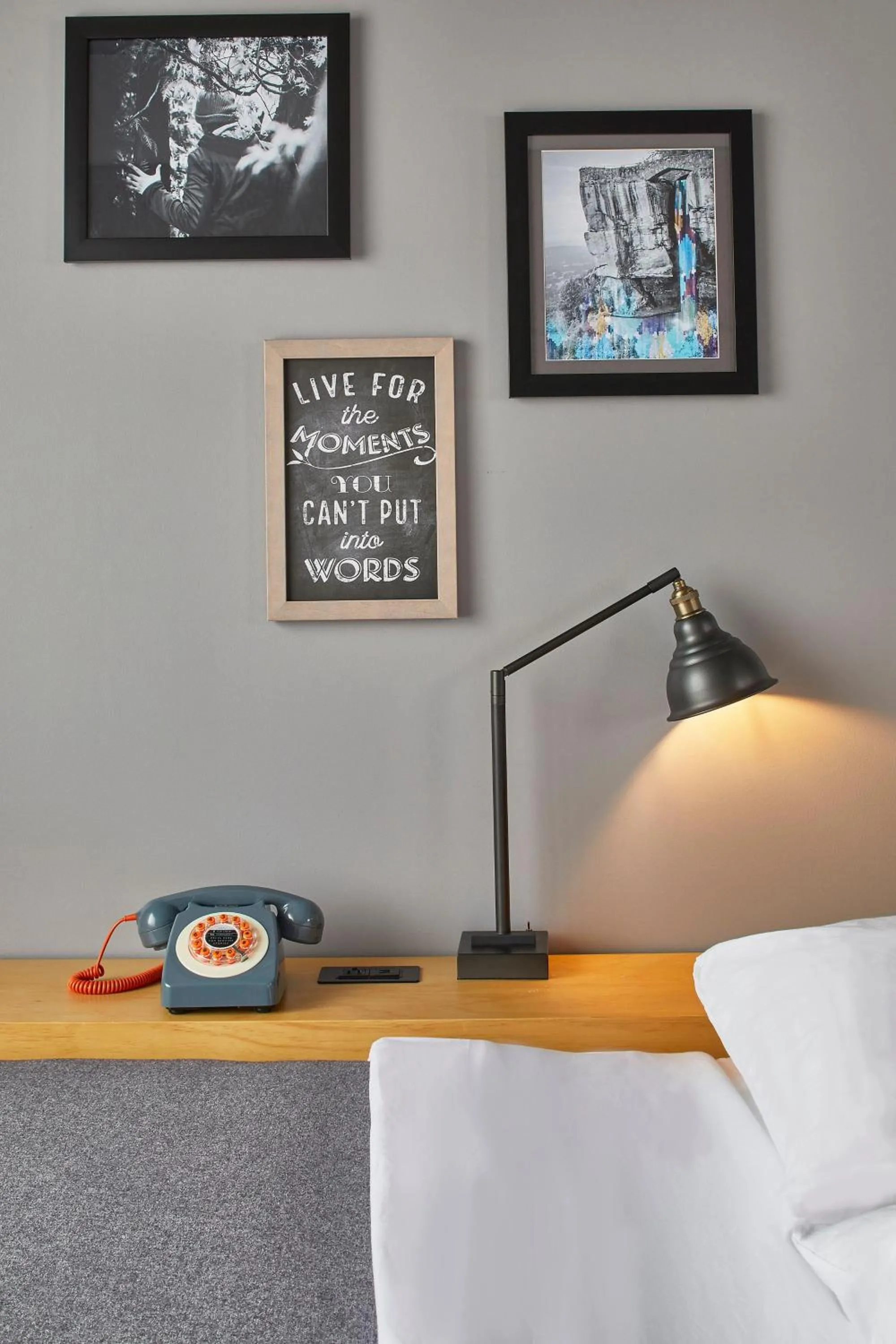 Photo of the whole room, Bed in Moxy Chattanooga Downtown