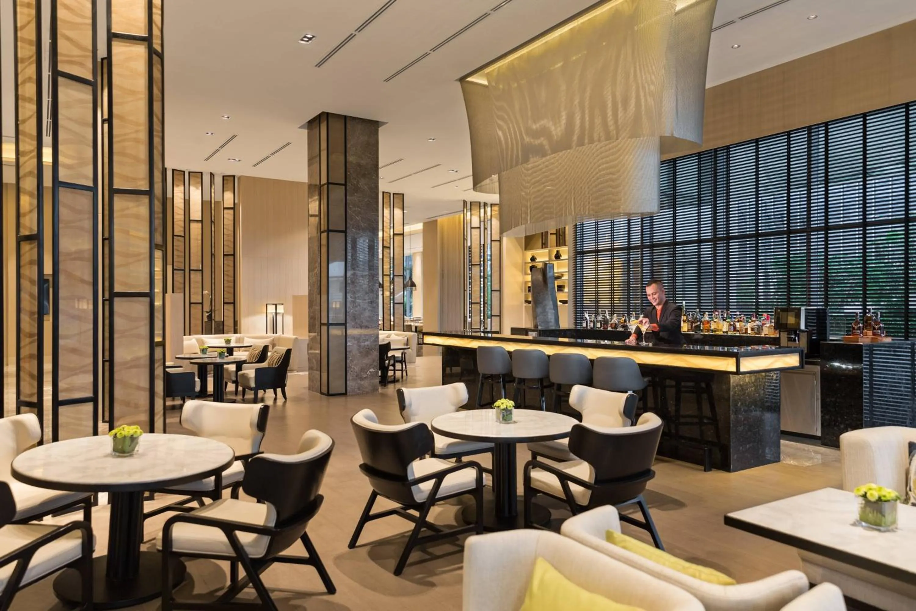 Lobby or reception in Courtyard by Marriott Iloilo