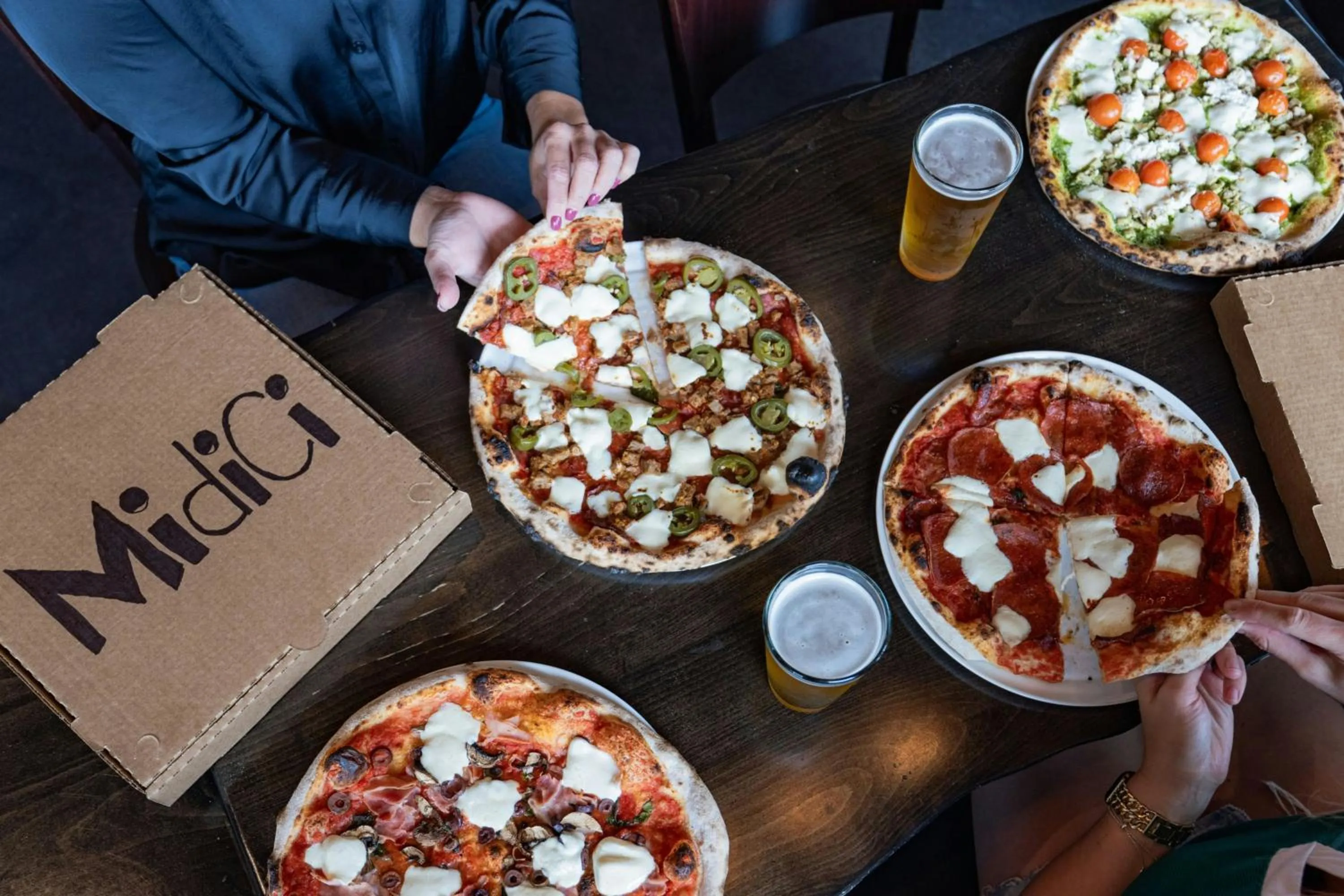 Restaurant/places to eat in Courtyard by Marriott Los Angeles LAX/Hawthorne