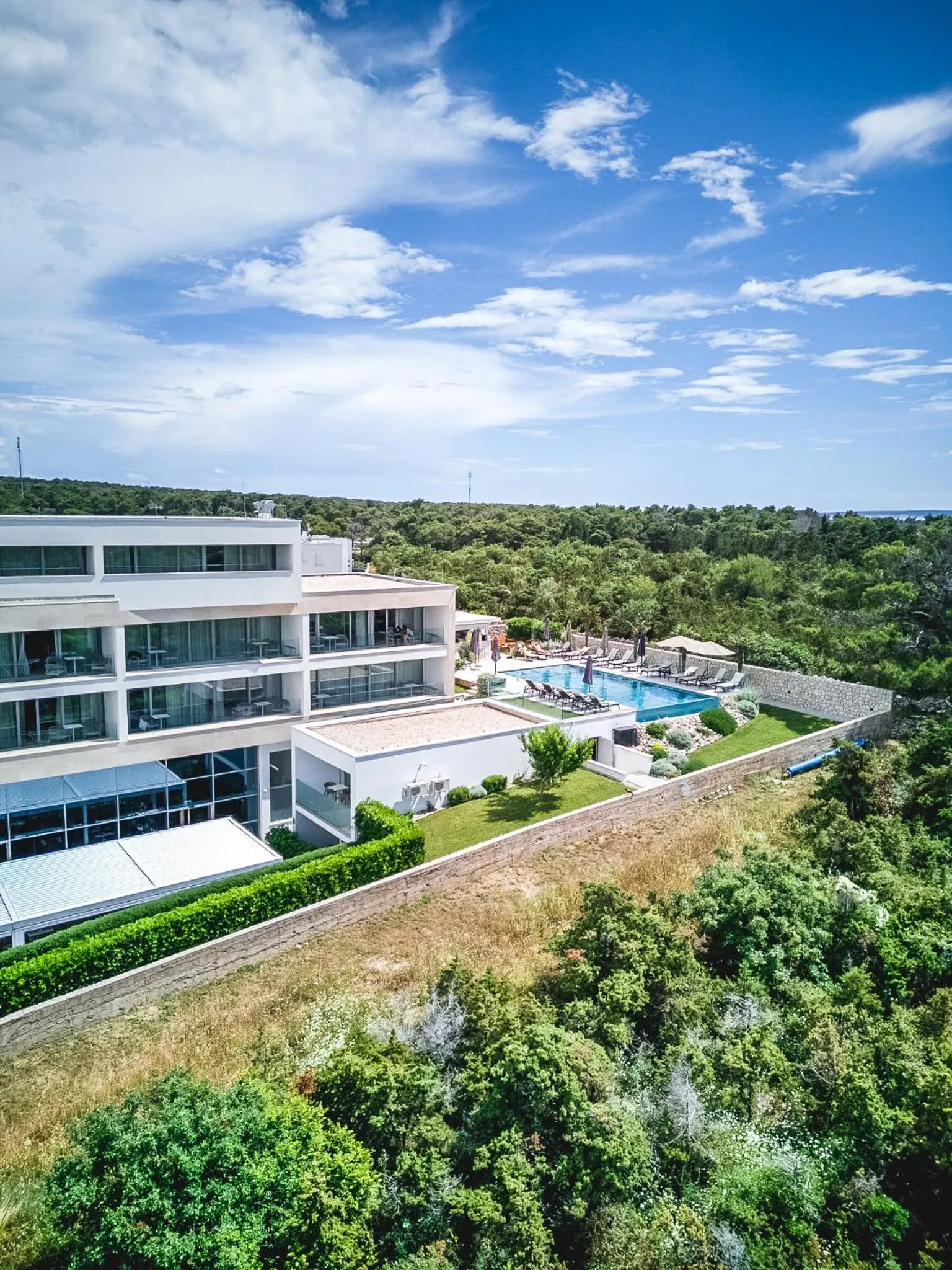 Property building in Aparthotel Joel